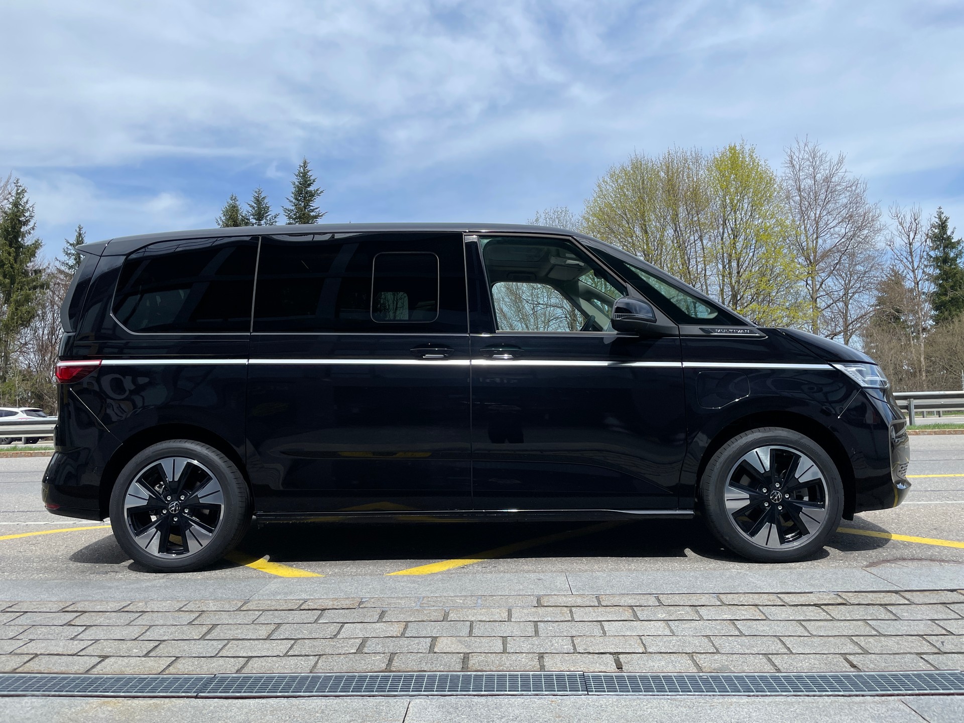 VW Multivan 1.5 eHybrid Style 4Motion DSG-image-3