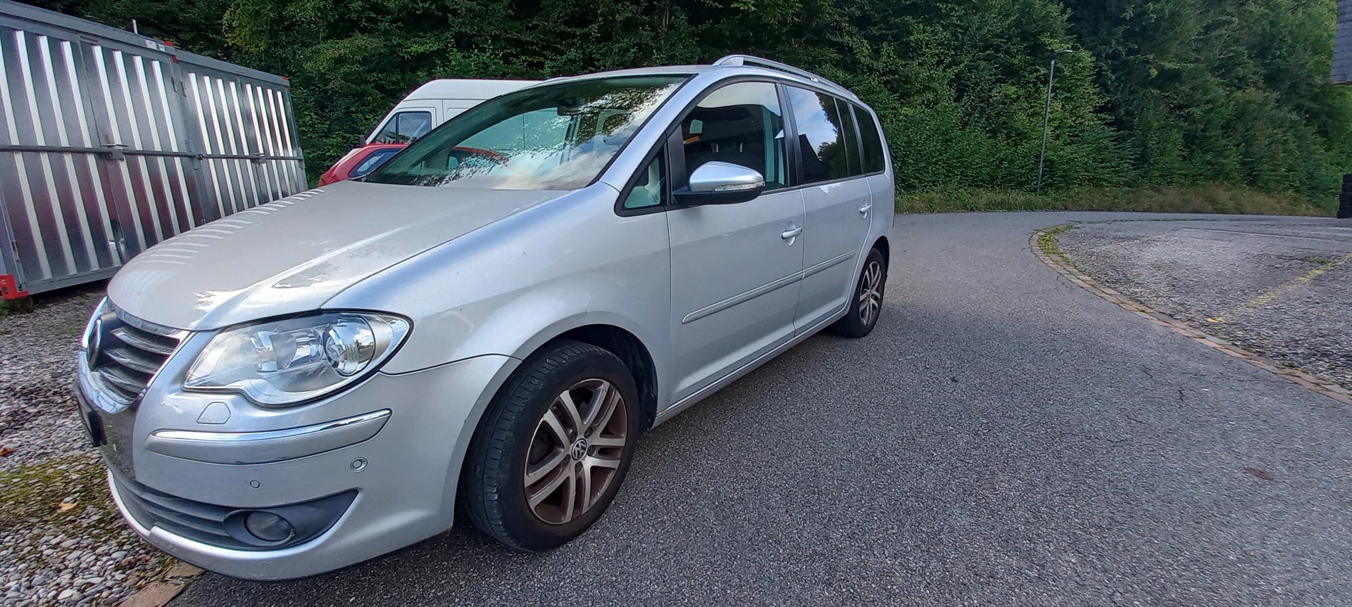 VW Touran 1.4 TSI Team DSG-image-0