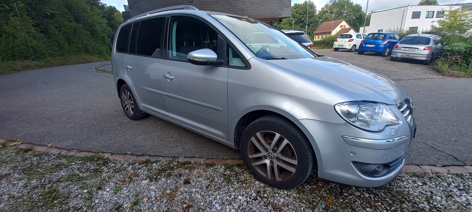 VW Touran 1.4 TSI Team DSG-image-6