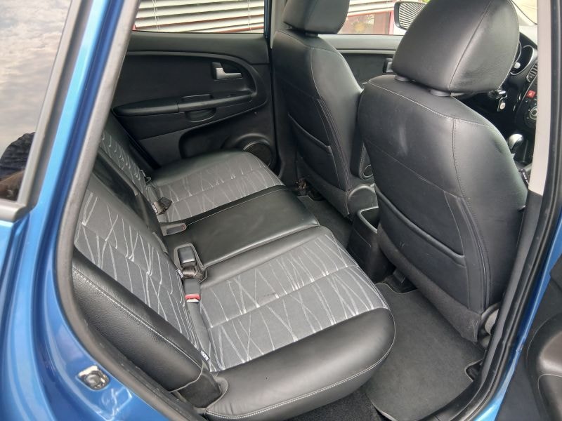 KIA Venga 1.6 CVVT Style Automatic-image-8