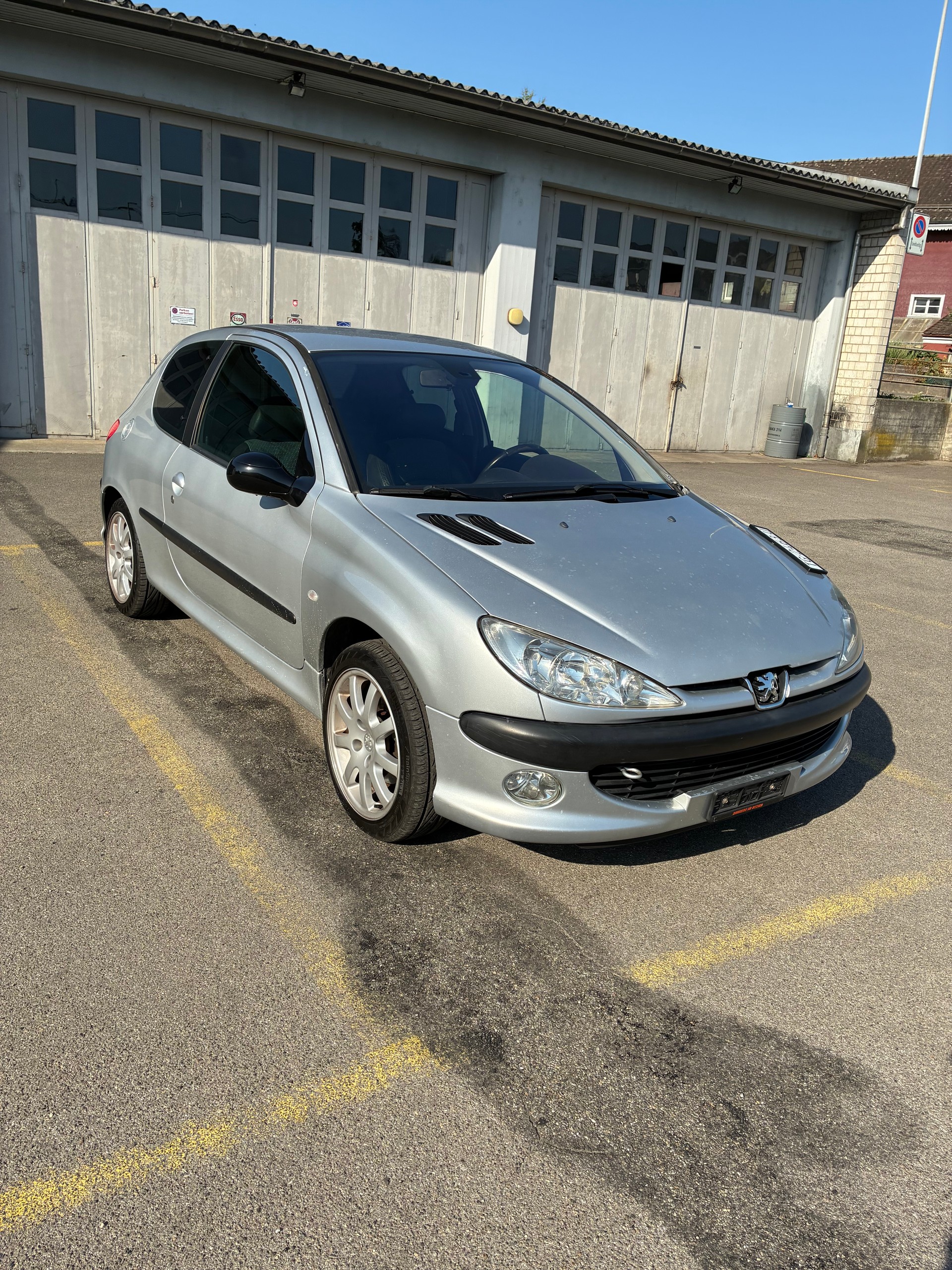 PEUGEOT 206 2.0 16V GTI-image-0