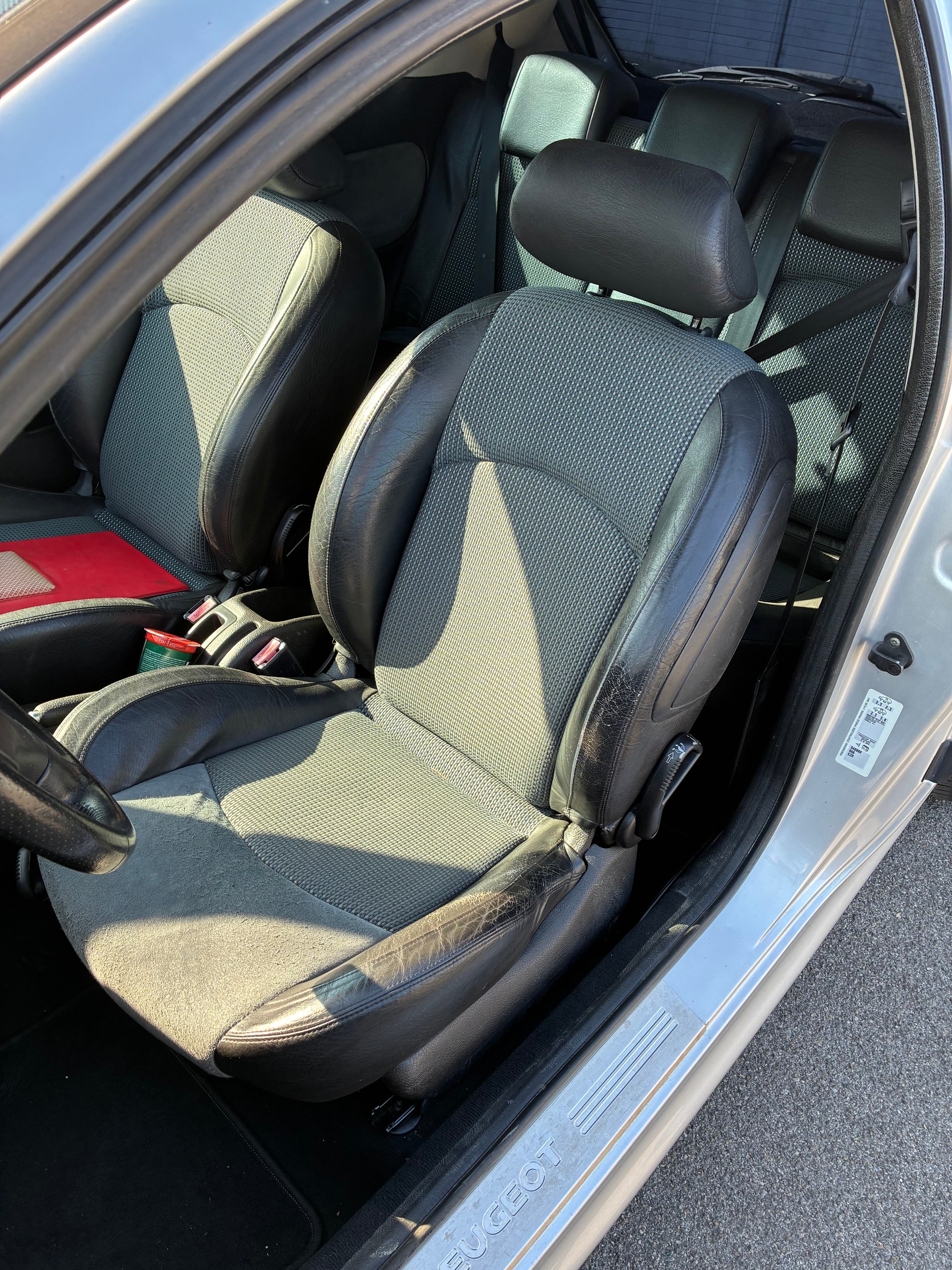PEUGEOT 206 2.0 16V GTI-image-7