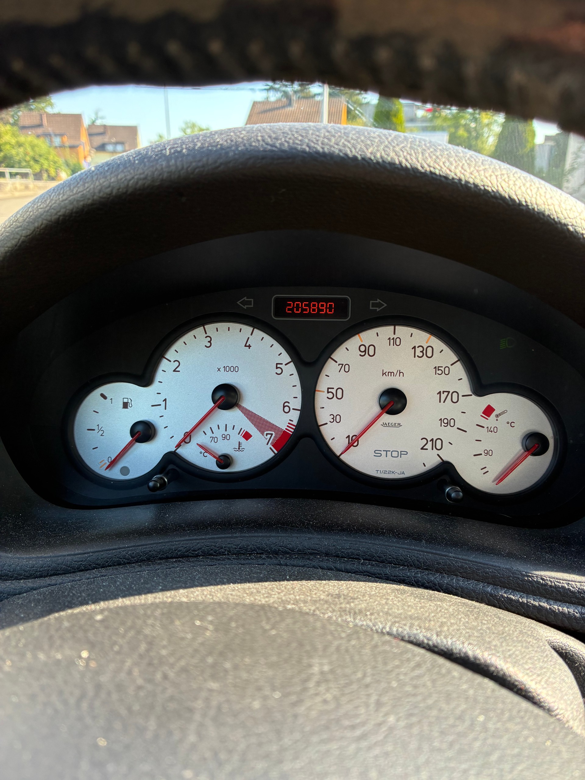 PEUGEOT 206 2.0 16V GTI-image-9