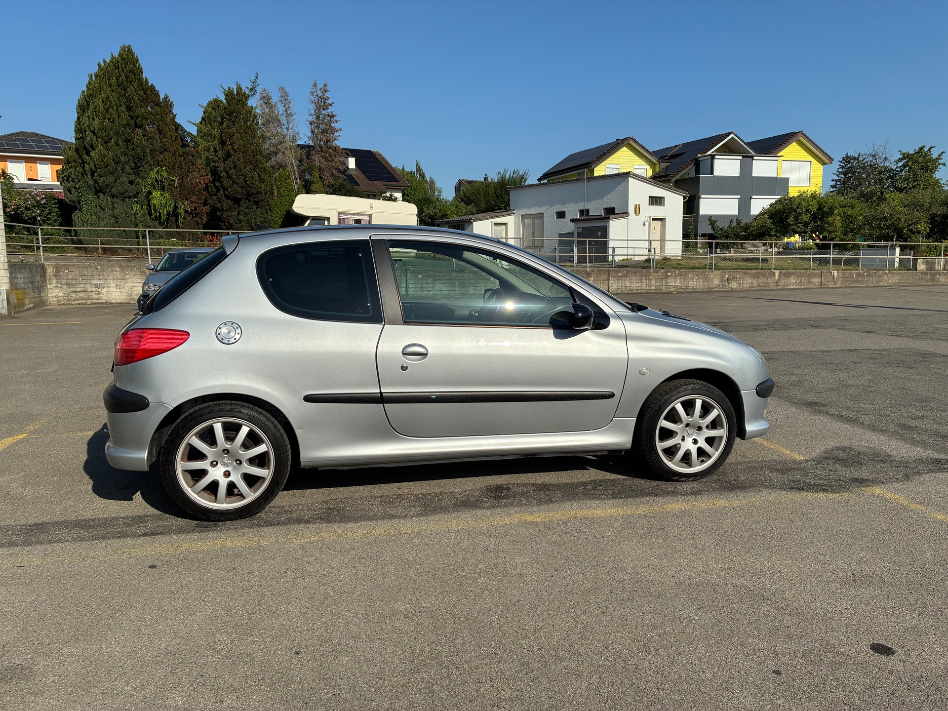 PEUGEOT 206 2.0 16V GTI-image-2