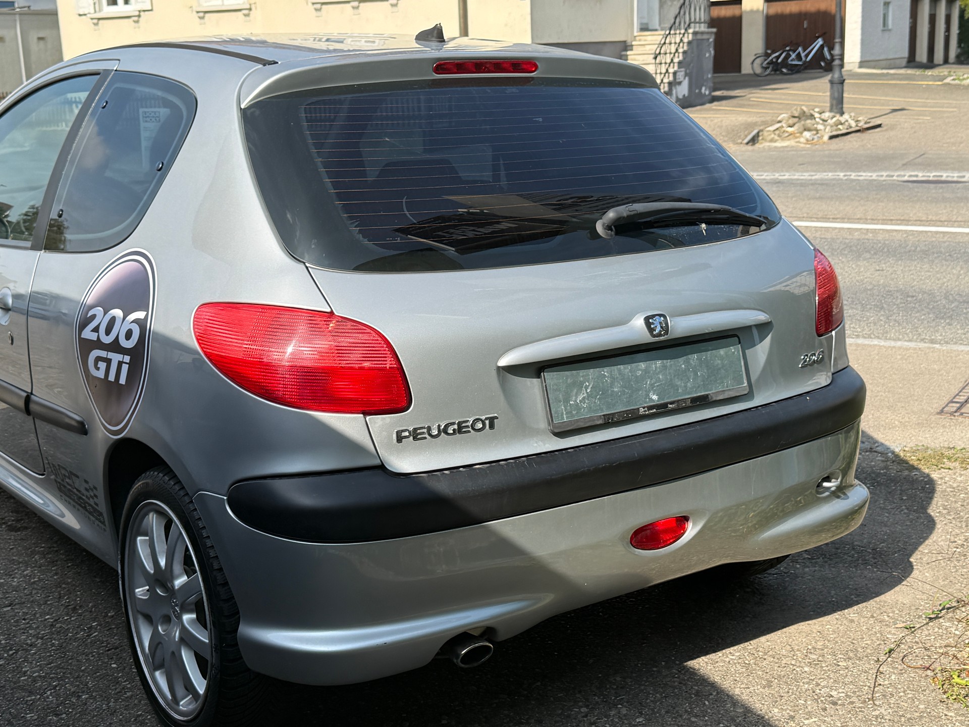 PEUGEOT 206 2.0 16V GTI-image-3