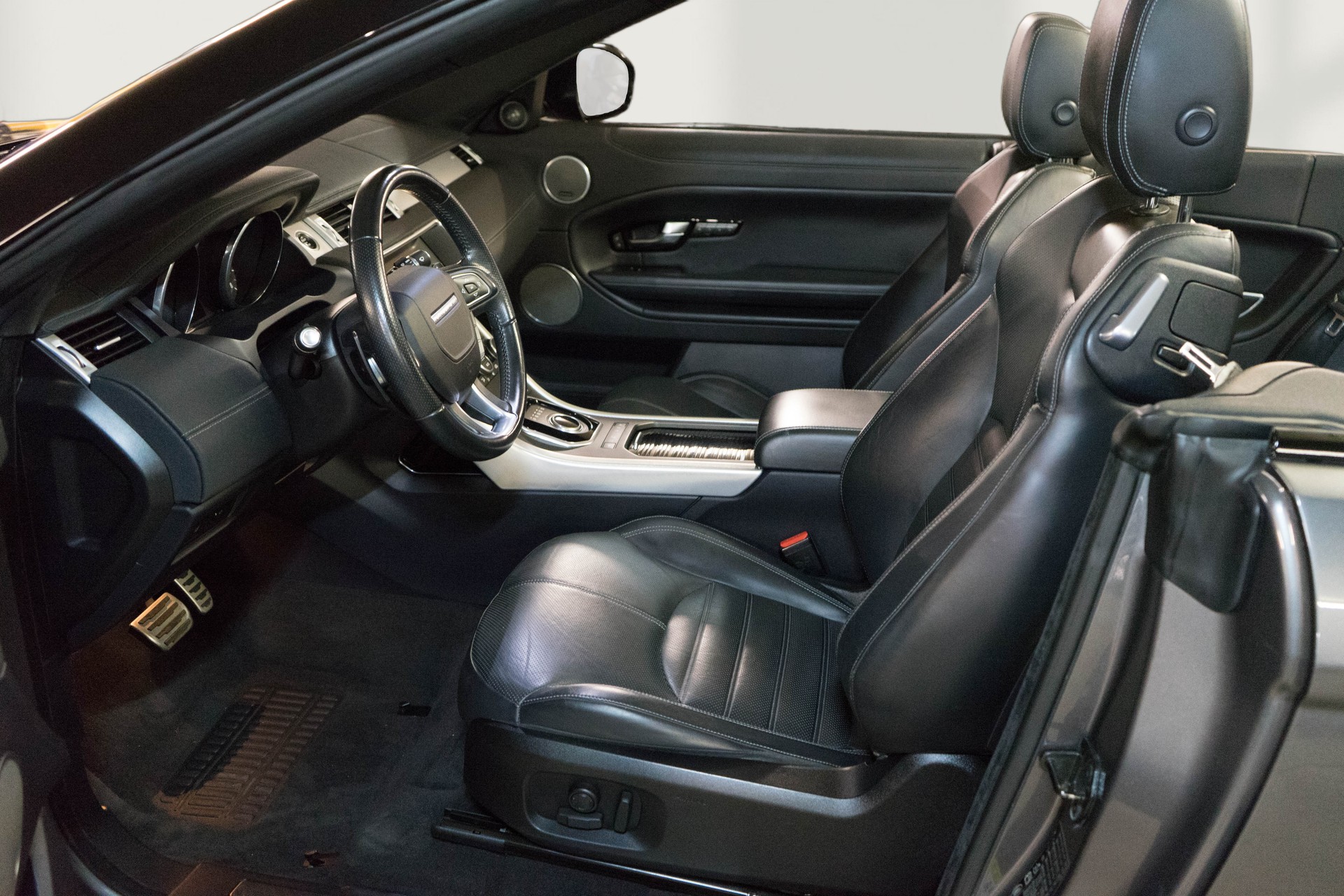 LAND ROVER Range Rover Evoque Convert. 2.0Si4 HSE Dynamic AT9-image-16