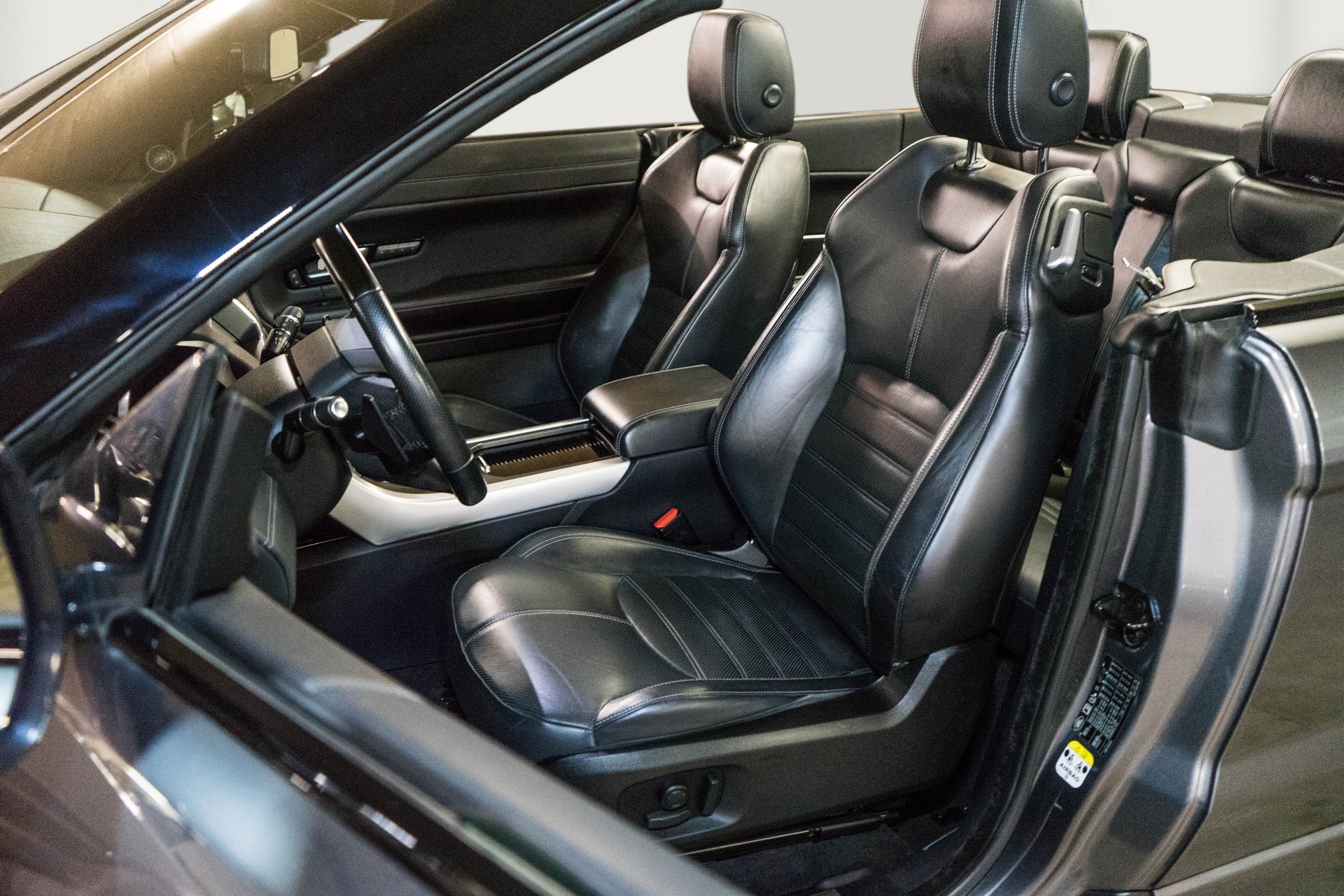 LAND ROVER Range Rover Evoque Convert. 2.0Si4 HSE Dynamic AT9-image-18