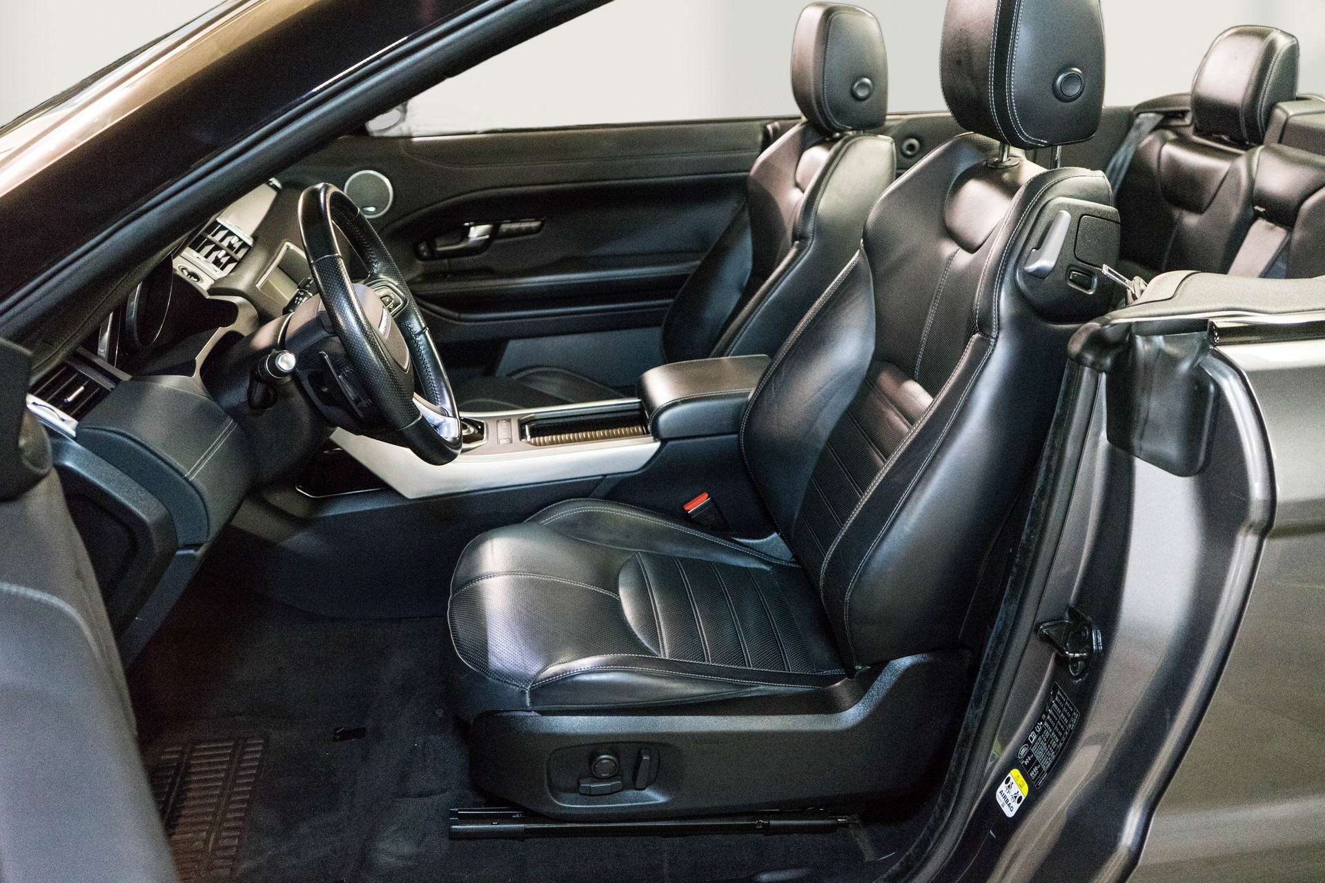 LAND ROVER Range Rover Evoque Convert. 2.0Si4 HSE Dynamic AT9-image-17