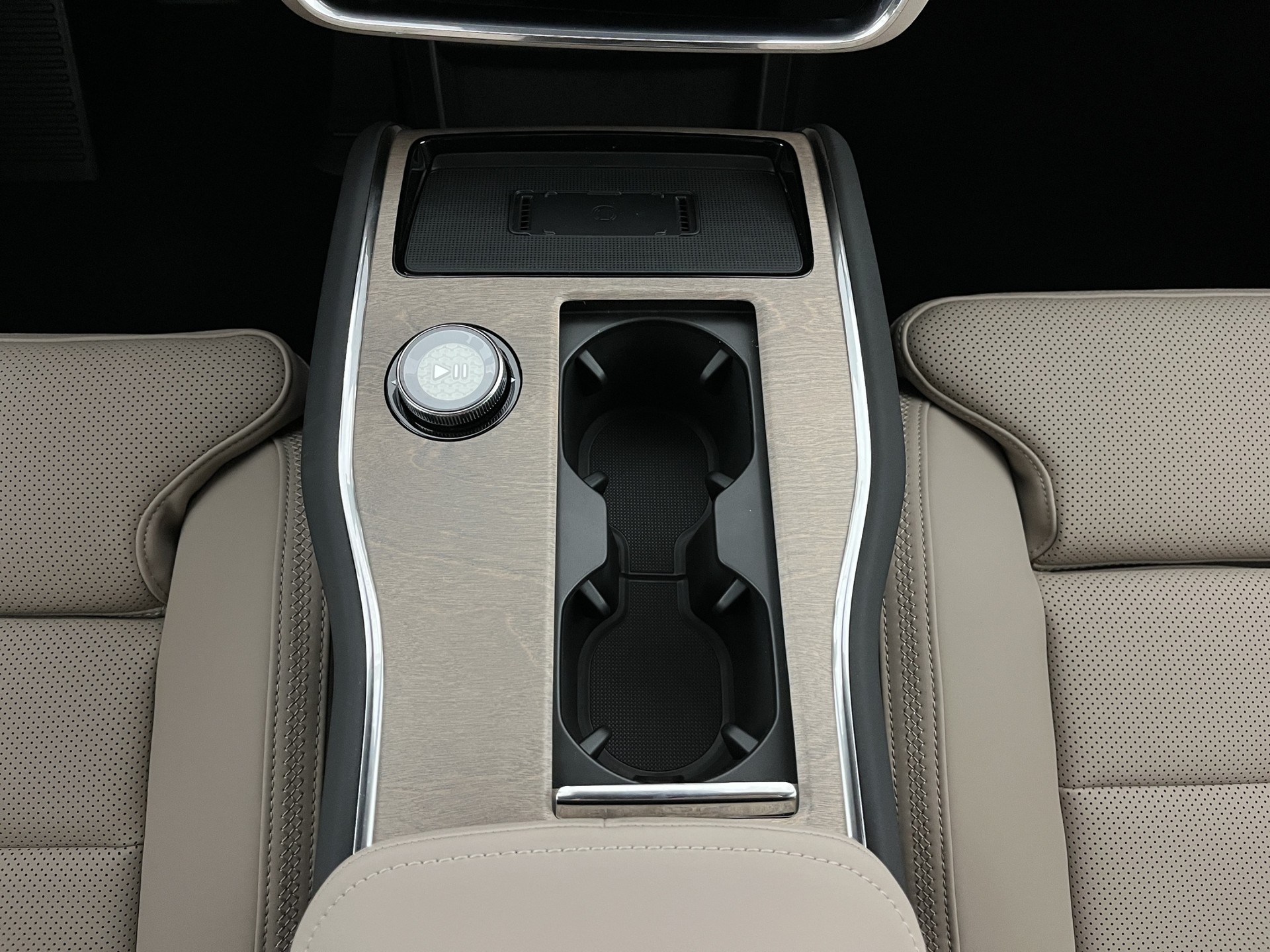 VOLVO EX90 Twin Performance Ultra AWD-image-14