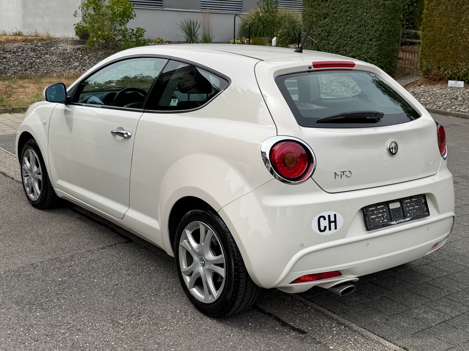 ALFA ROMEO MiTo 1.6 JTD Progression-image-1