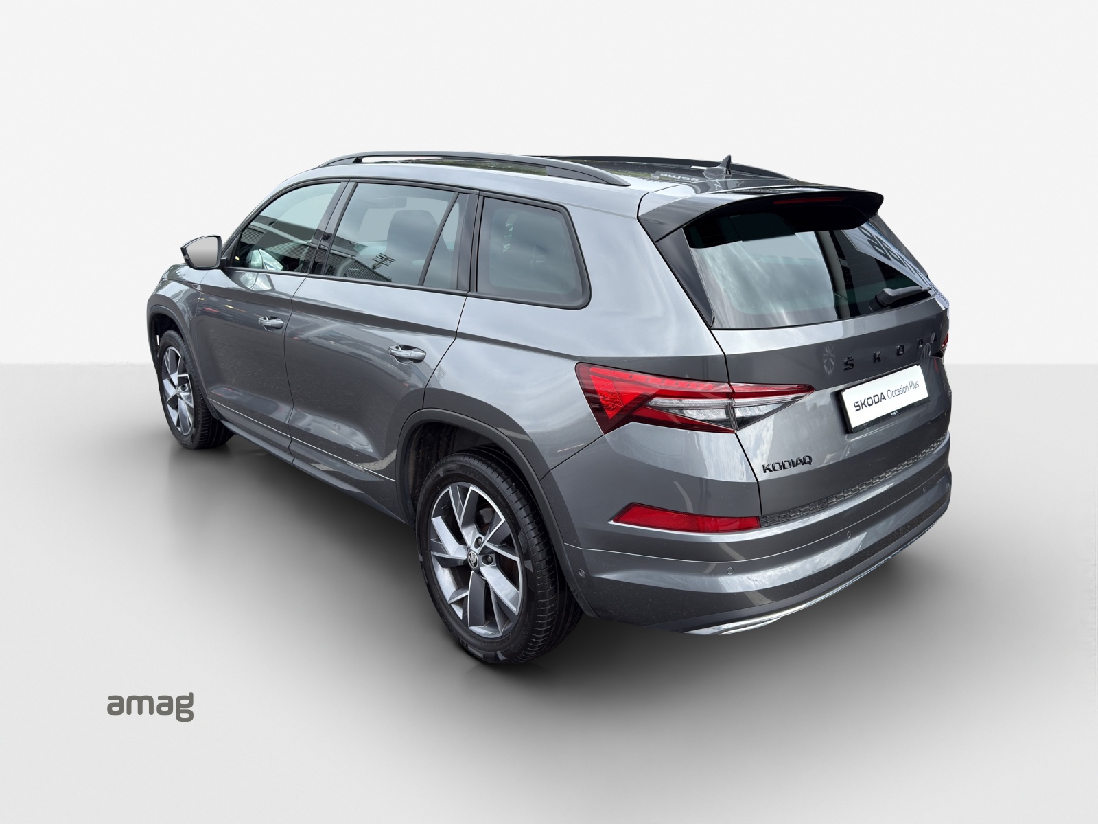 SKODA Kodiaq 2.0 TSI 4x4 SportLine-image-2