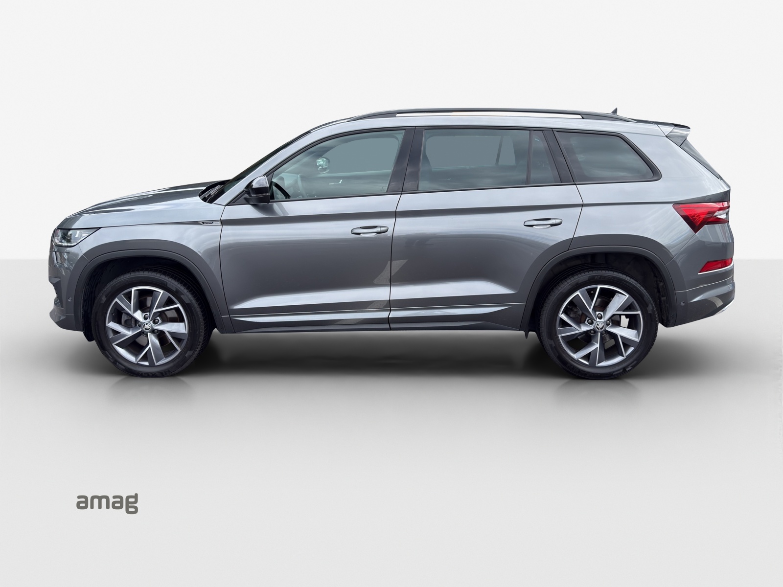 SKODA Kodiaq 2.0 TSI 4x4 SportLine-image-1
