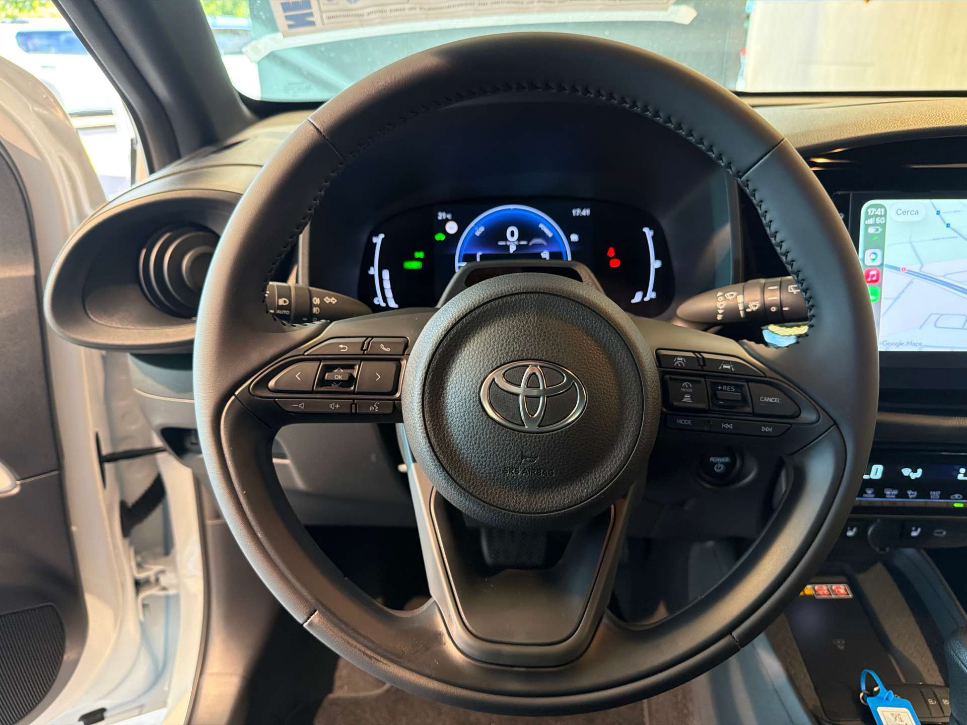 TOYOTA Aygo X 1.5 Comfort NEUES MODELL e-CVT Automat-image-15