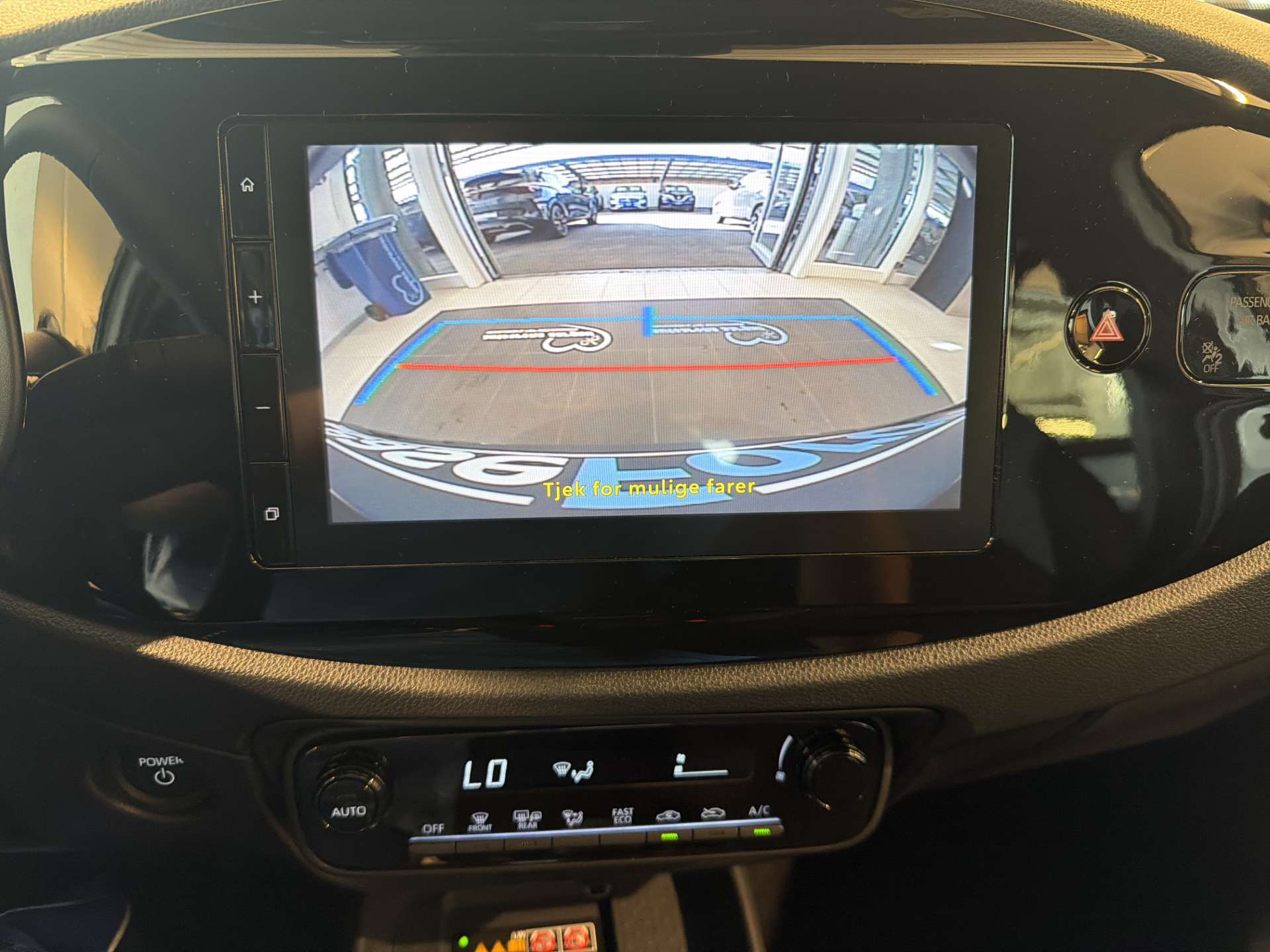 TOYOTA Aygo X 1.5 Comfort NEUES MODELL e-CVT Automat-image-9