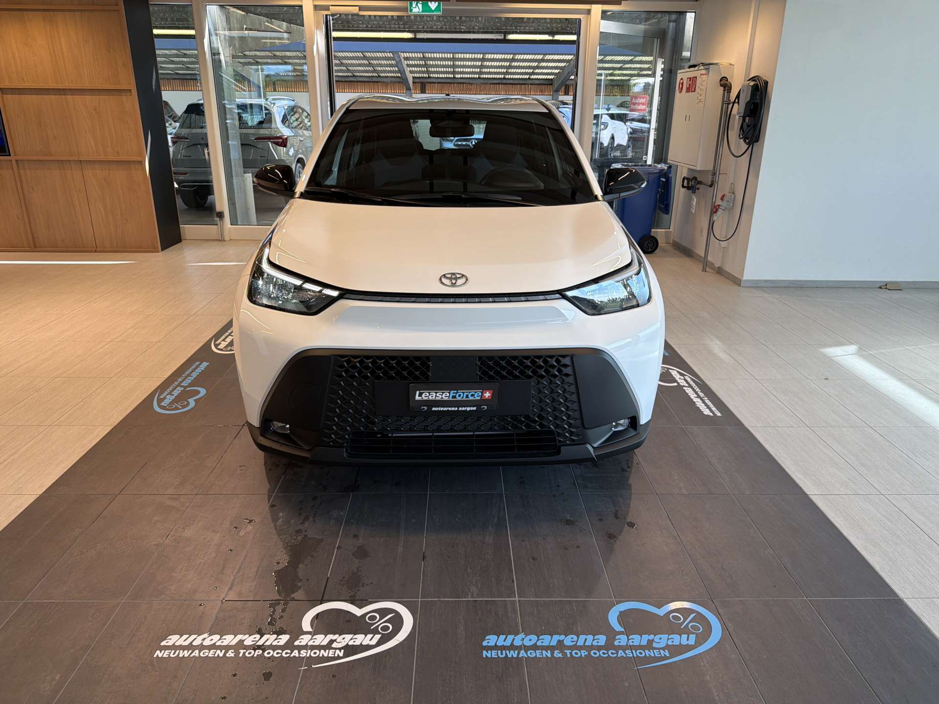 TOYOTA Aygo X 1.5 Comfort NEUES MODELL e-CVT Automat-image-10