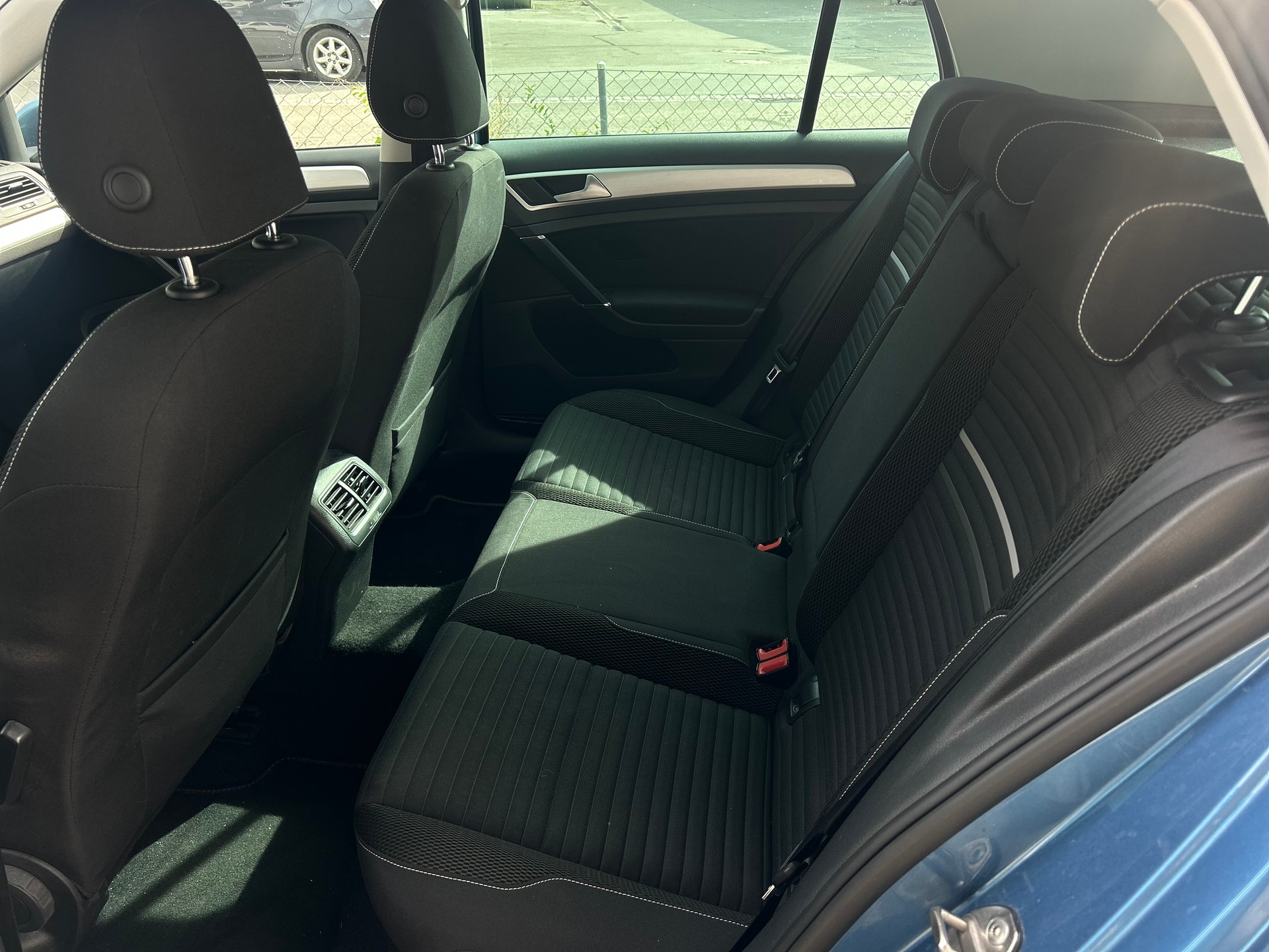 VW Golf 1.4 TSI Cup R-Line-image-4
