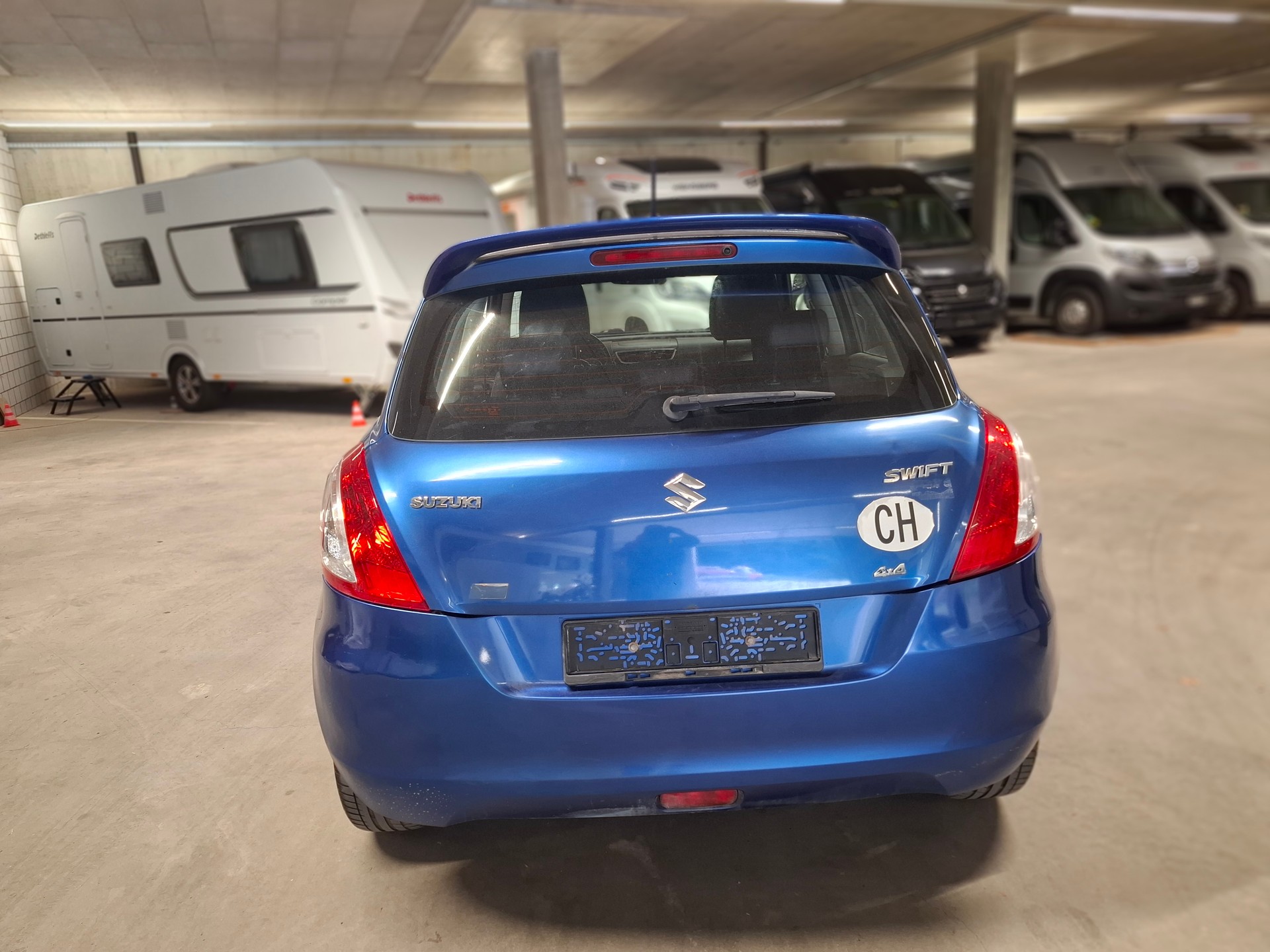 SUZUKI Swift 1.2i 16V GL 4x4-image-2