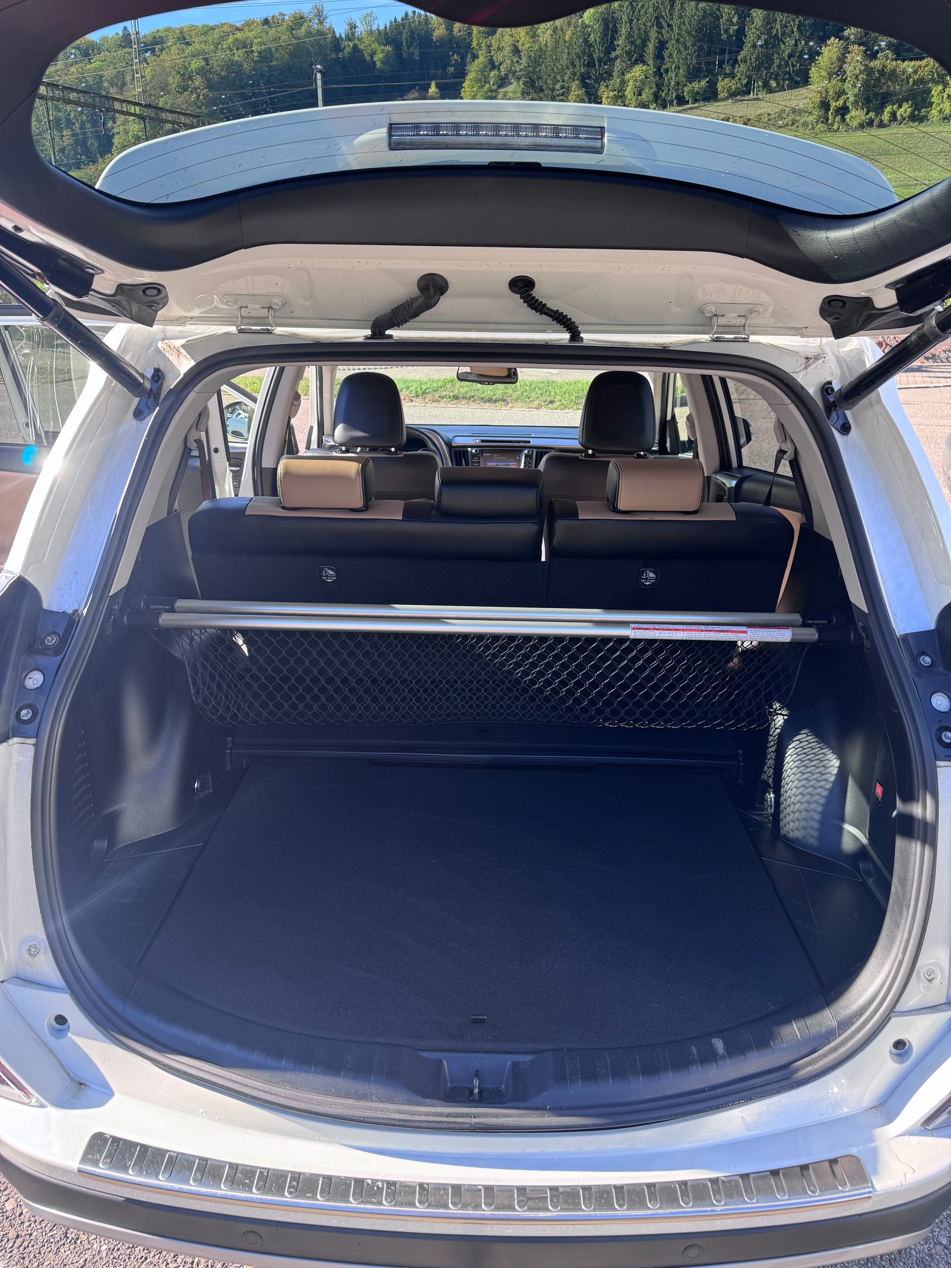 TOYOTA RAV-4 2.5 HSD Premium e-CVT-image-14