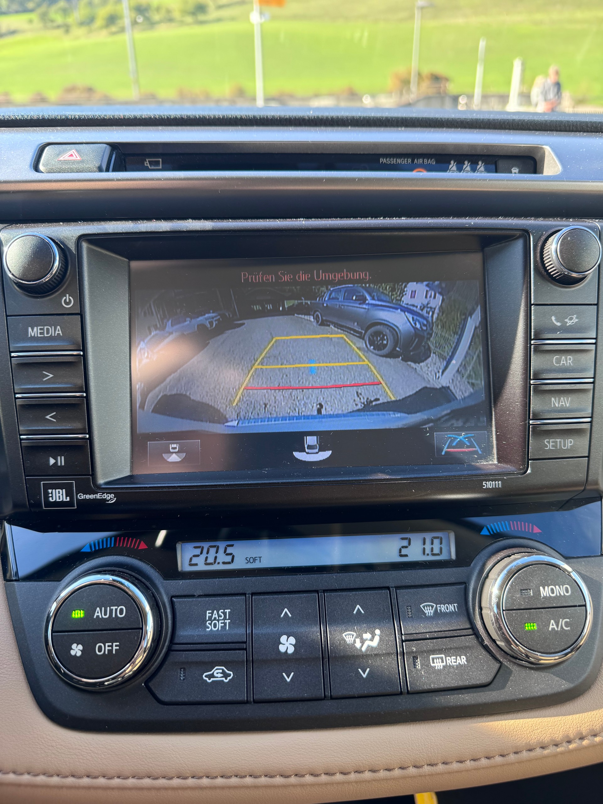 TOYOTA RAV-4 2.5 HSD Premium e-CVT-image-11