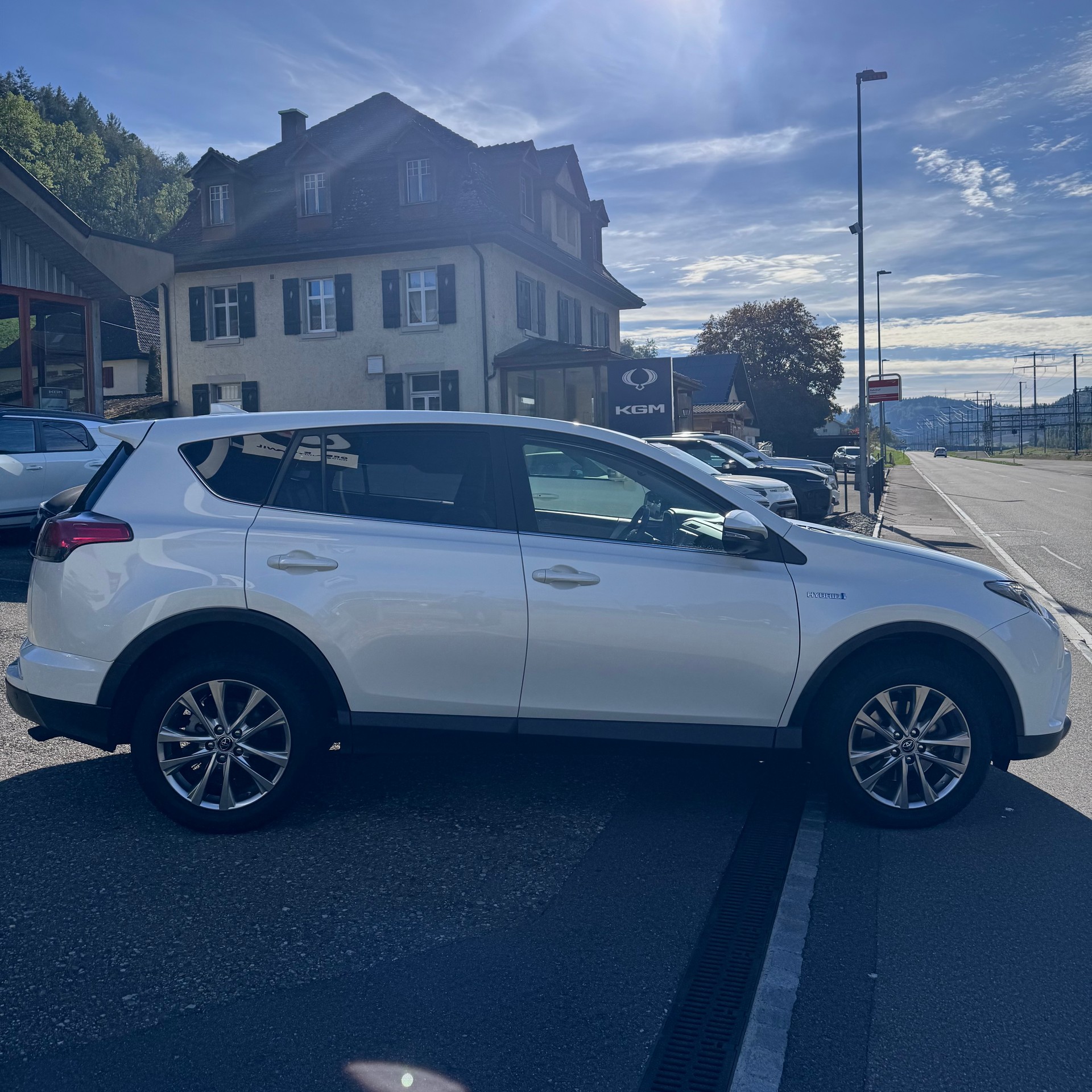TOYOTA RAV-4 2.5 HSD Premium e-CVT-image-5