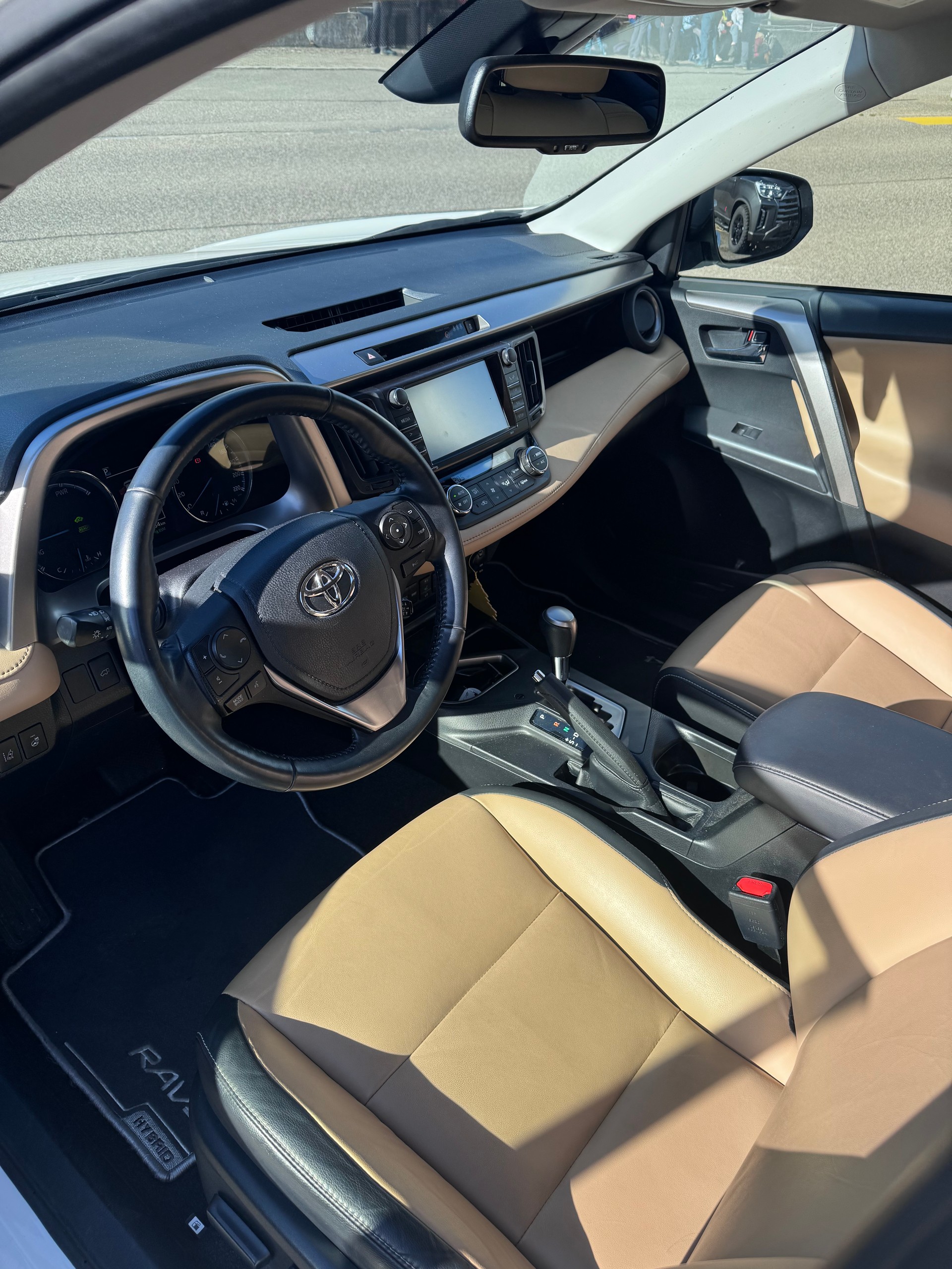 TOYOTA RAV-4 2.5 HSD Premium e-CVT-image-8