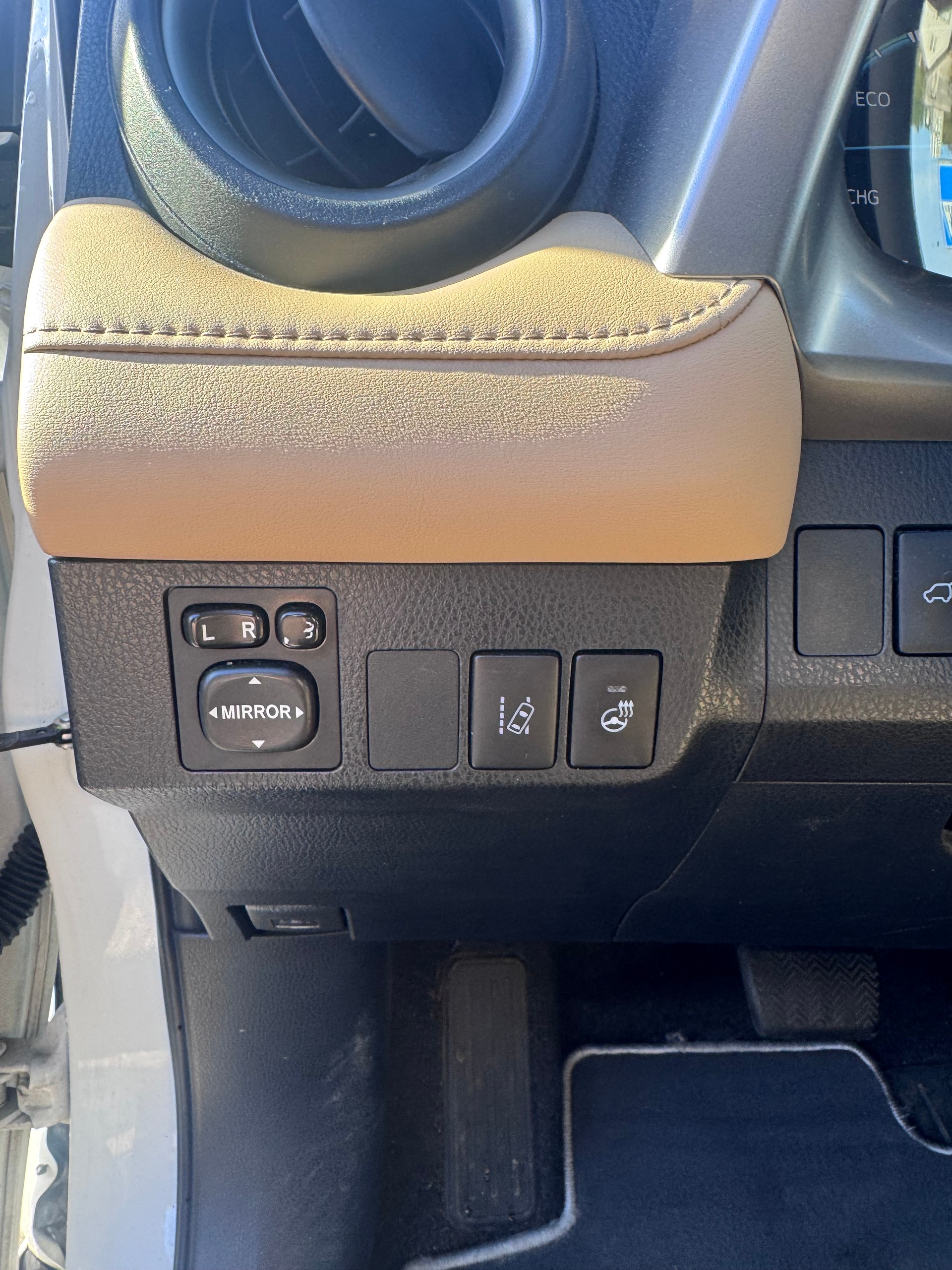 TOYOTA RAV-4 2.5 HSD Premium e-CVT-image-12