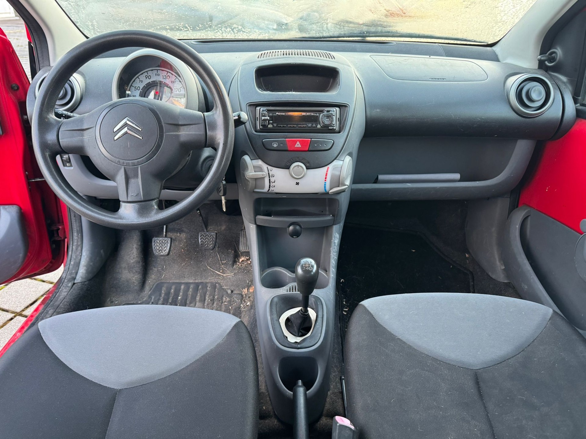 CITROEN C1 1.0i X-image-8