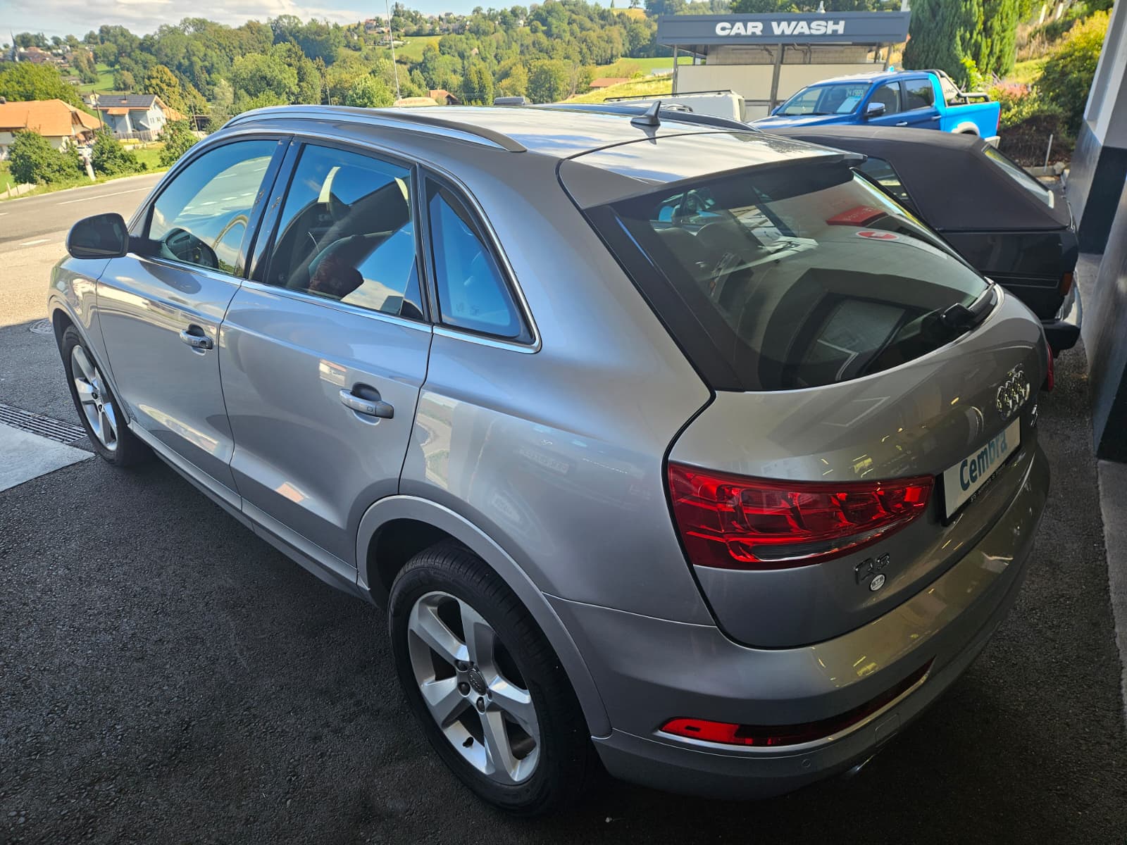 AUDI Q3 2.0 TDI sport quattro S-tronic-image-4