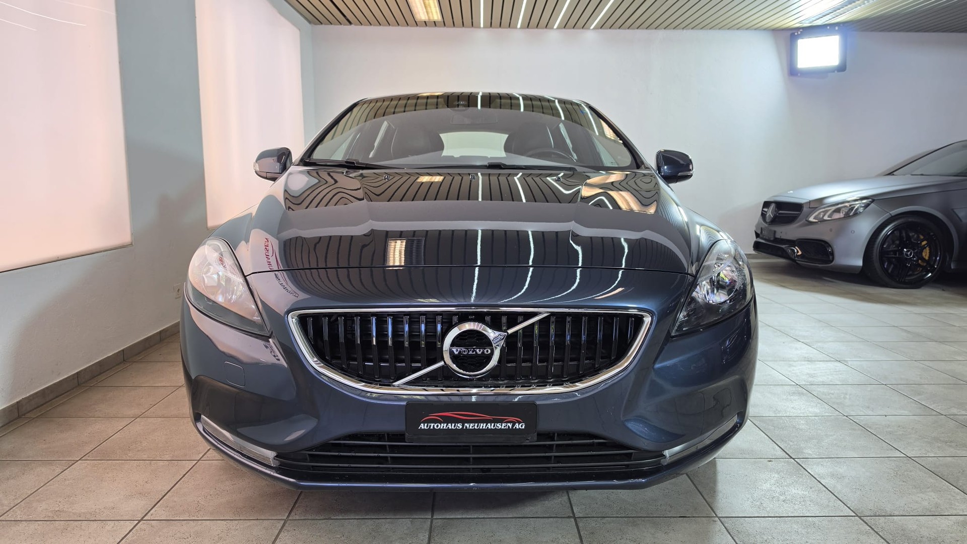 VOLVO V40 T3 OceanRace Geartronic, Schweizer Fahrzeug, Frisch ab MFK und Frisch ab Service-image-1