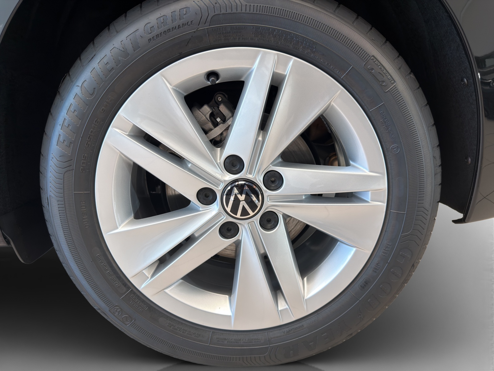 VW Golf 1.5 e TSI mHEV Value DSG-image-13