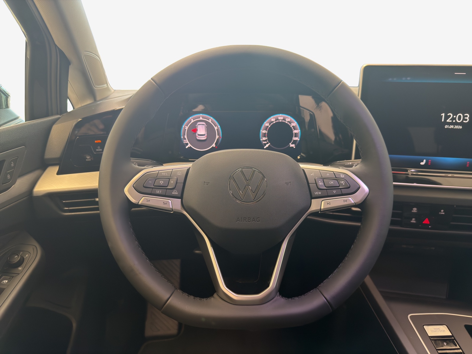 VW Golf 1.5 e TSI mHEV Value DSG-image-9
