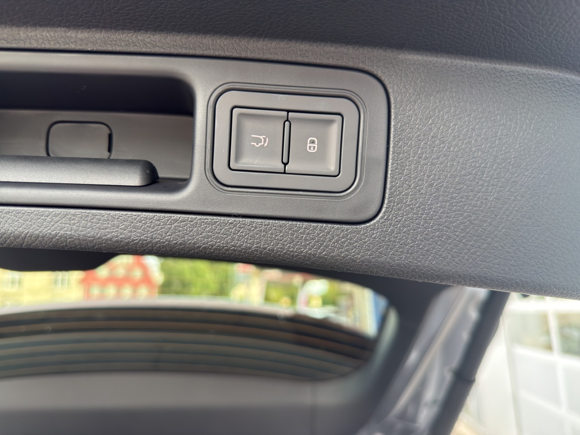 BYD Seal U DM-i Design AWD-image-18