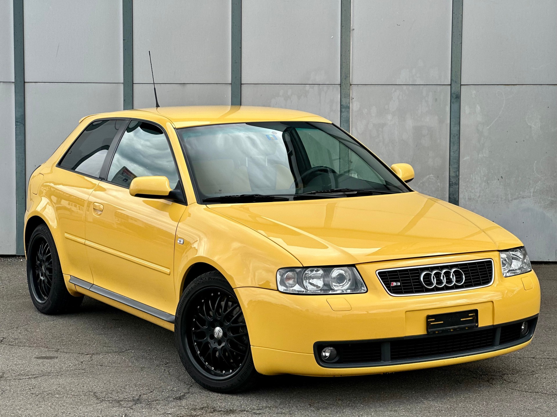 AUDI 1.8 20V Turbo 225 quattro-image-0