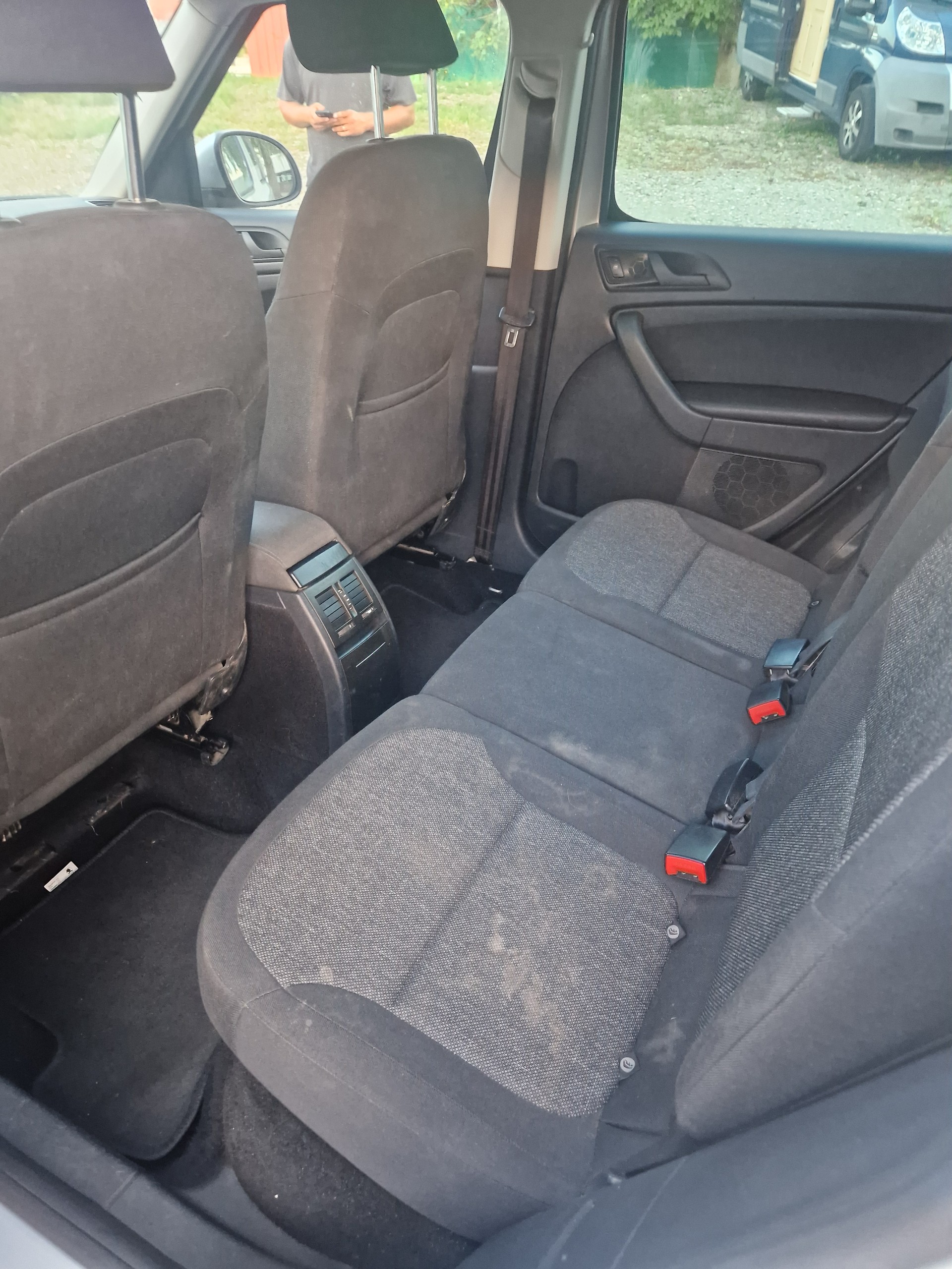 SKODA Yeti 2.0 TDI Outdoor Swiss Joy 4x4 DSG-image-11