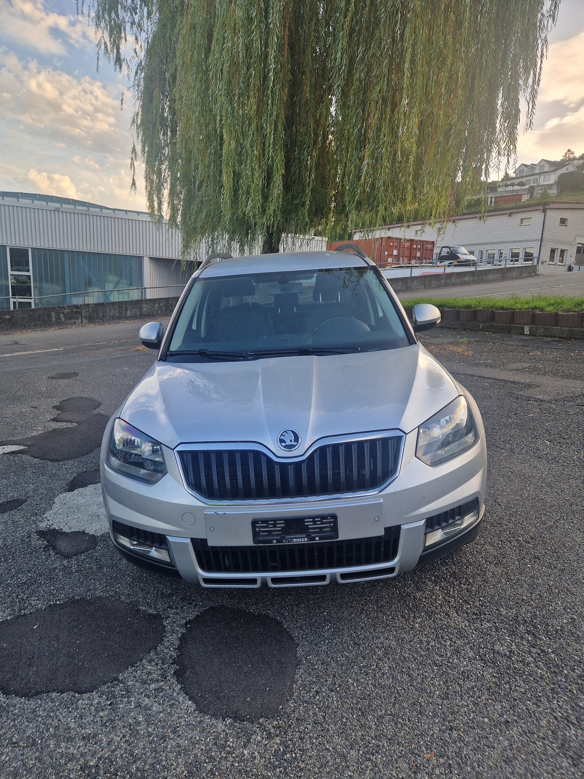 SKODA Yeti 2.0 TDI Outdoor Swiss Joy 4x4 DSG-image-0