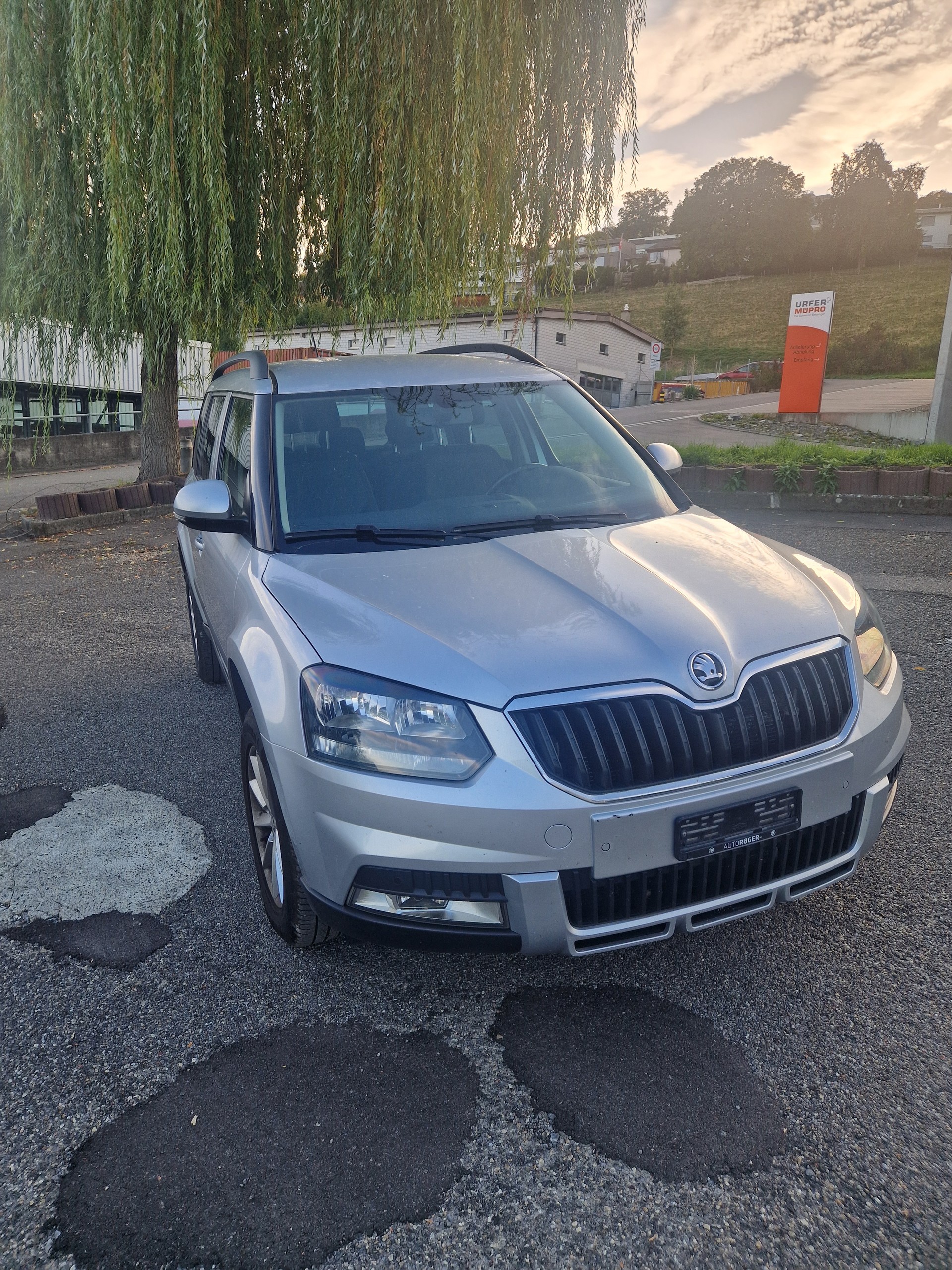 SKODA Yeti 2.0 TDI Outdoor Swiss Joy 4x4 DSG-image-2