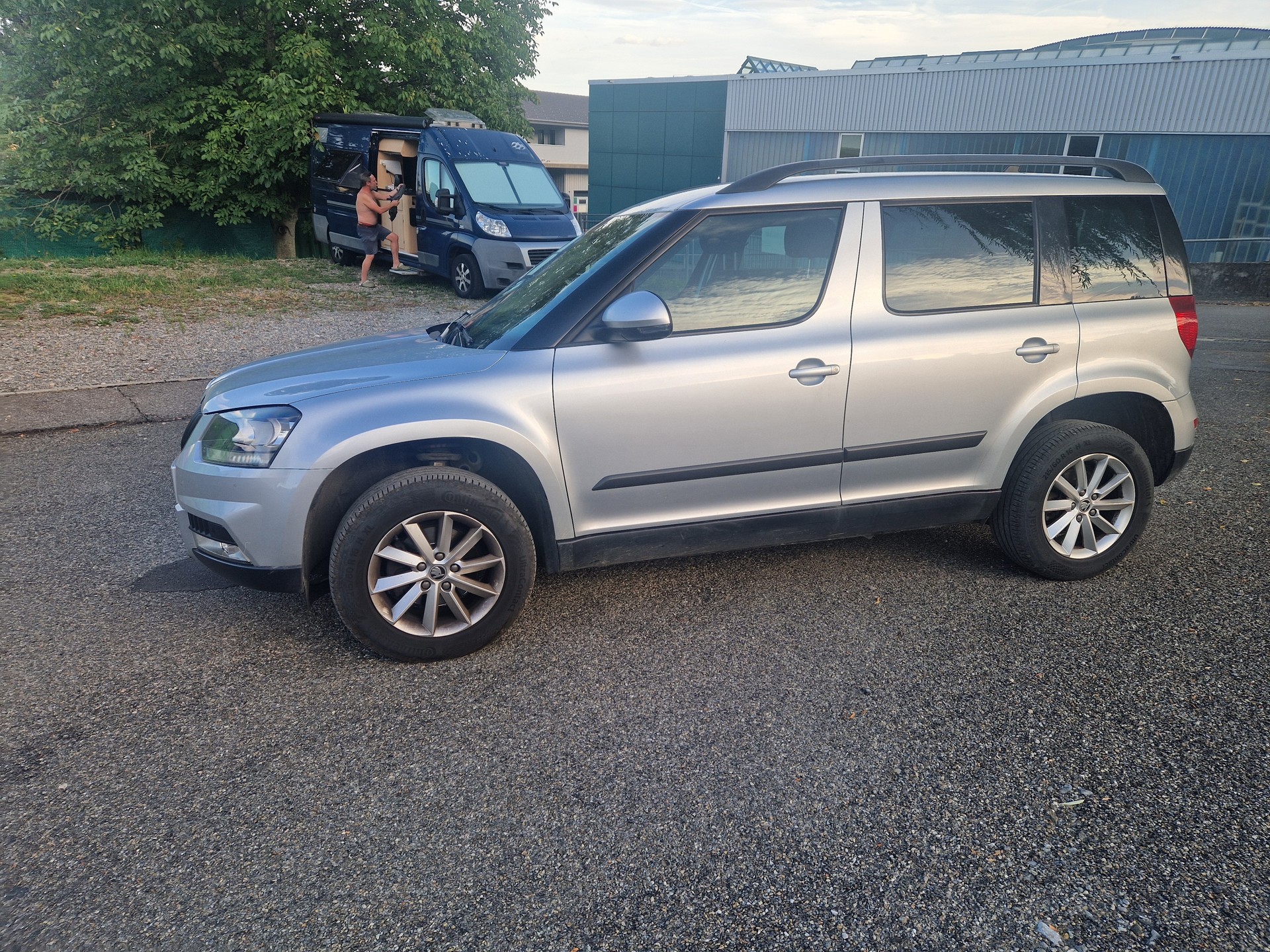 SKODA Yeti 2.0 TDI Outdoor Swiss Joy 4x4 DSG-image-3