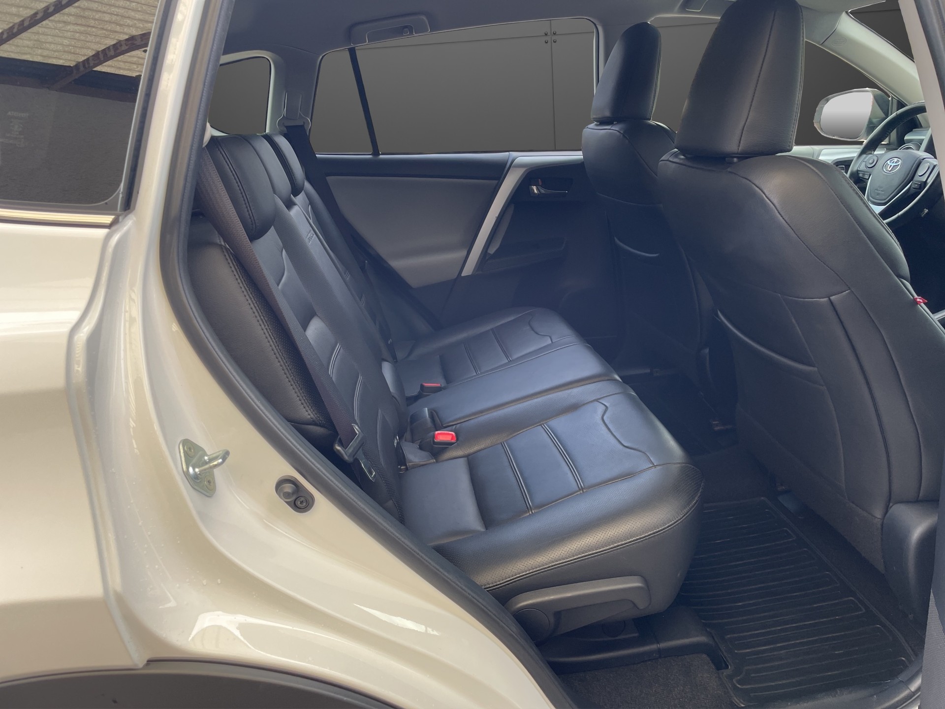 TOYOTA RAV-4 2.0 16V Swiss Trend Multidrive S-image-8