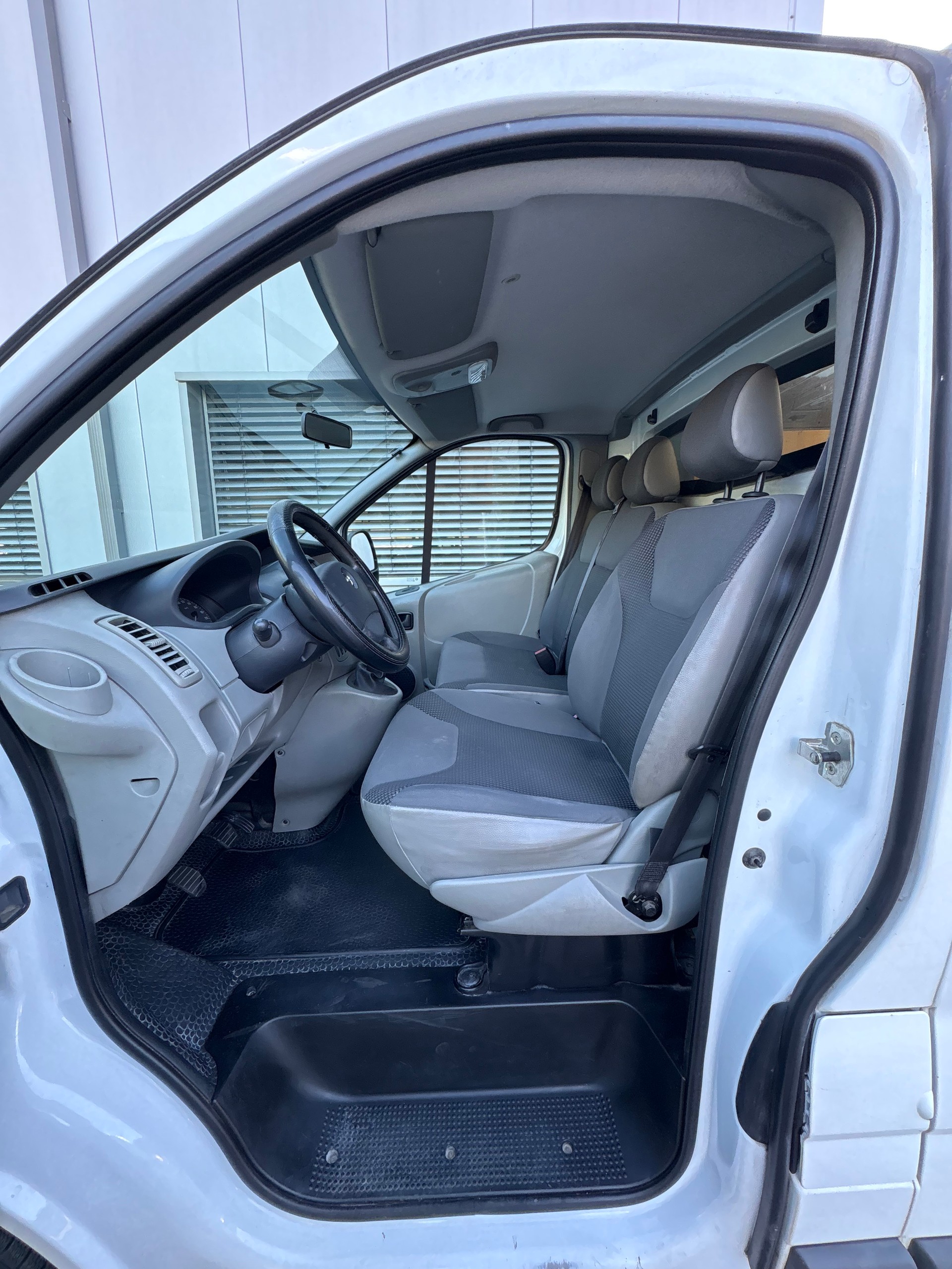 OPEL Vivaro 2.0 CDTI 2.7t L1H1-image-13
