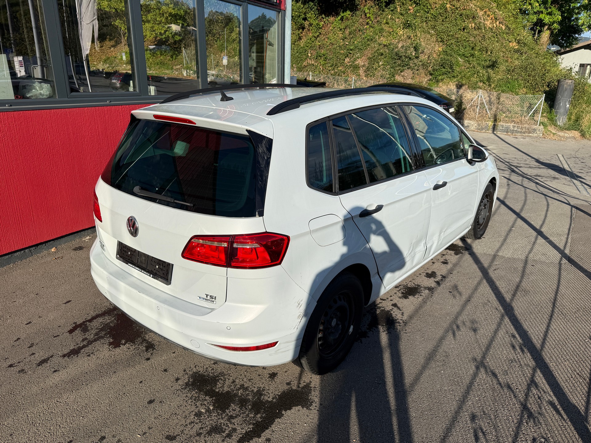 VW Golf Sportsvan 1.2 TSI Family DSG-image-3