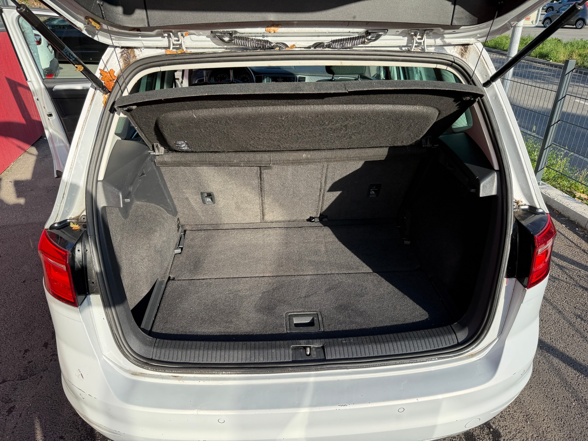 VW Golf Sportsvan 1.2 TSI Family DSG-image-11