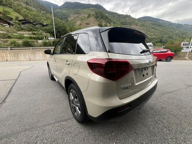SUZUKI Vitara 1.4 T Piz Sulai Hybrid 4x4-image-6