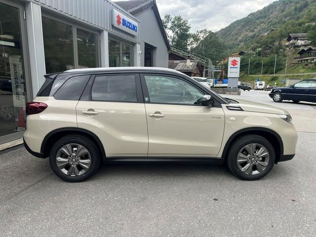 SUZUKI Vitara 1.4 T Piz Sulai Hybrid 4x4-image-9