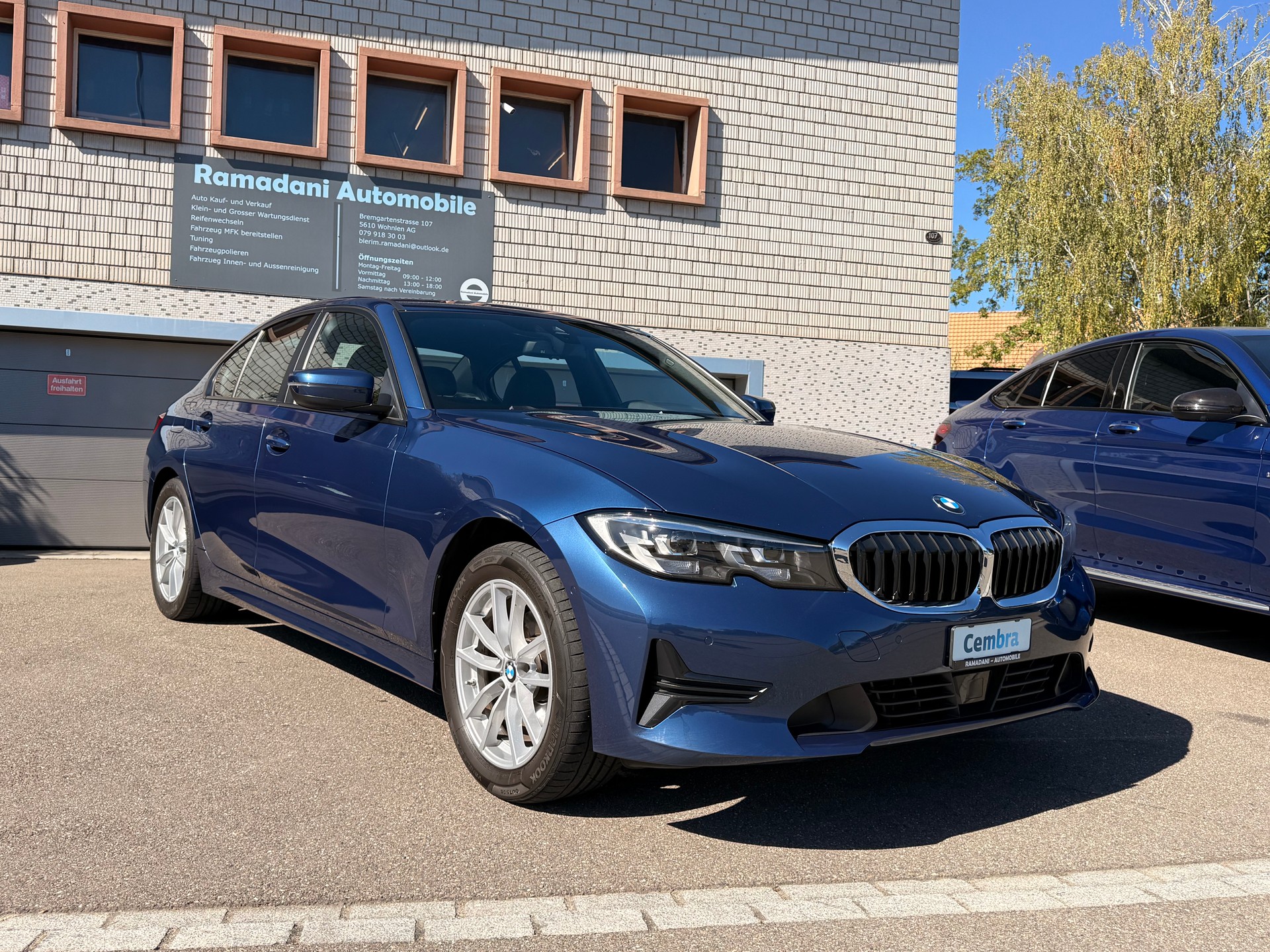 BMW 320d xDrive 48V Steptronic-image-0