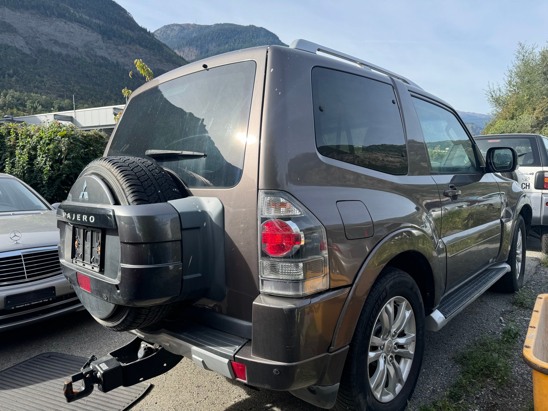 MITSUBISHI Pajero 3.2 DI-D Intense Automatic-image-3