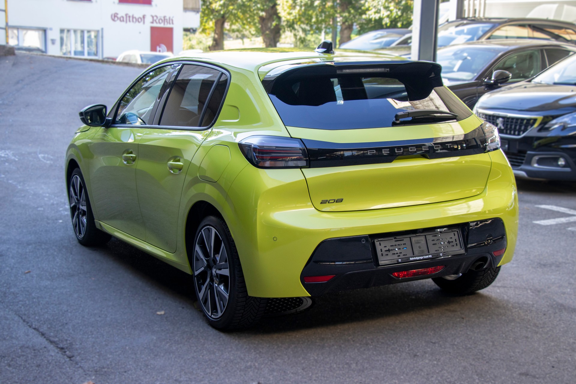 PEUGEOT 208 1.2 MHEV 145 GT Exclusive-image-1