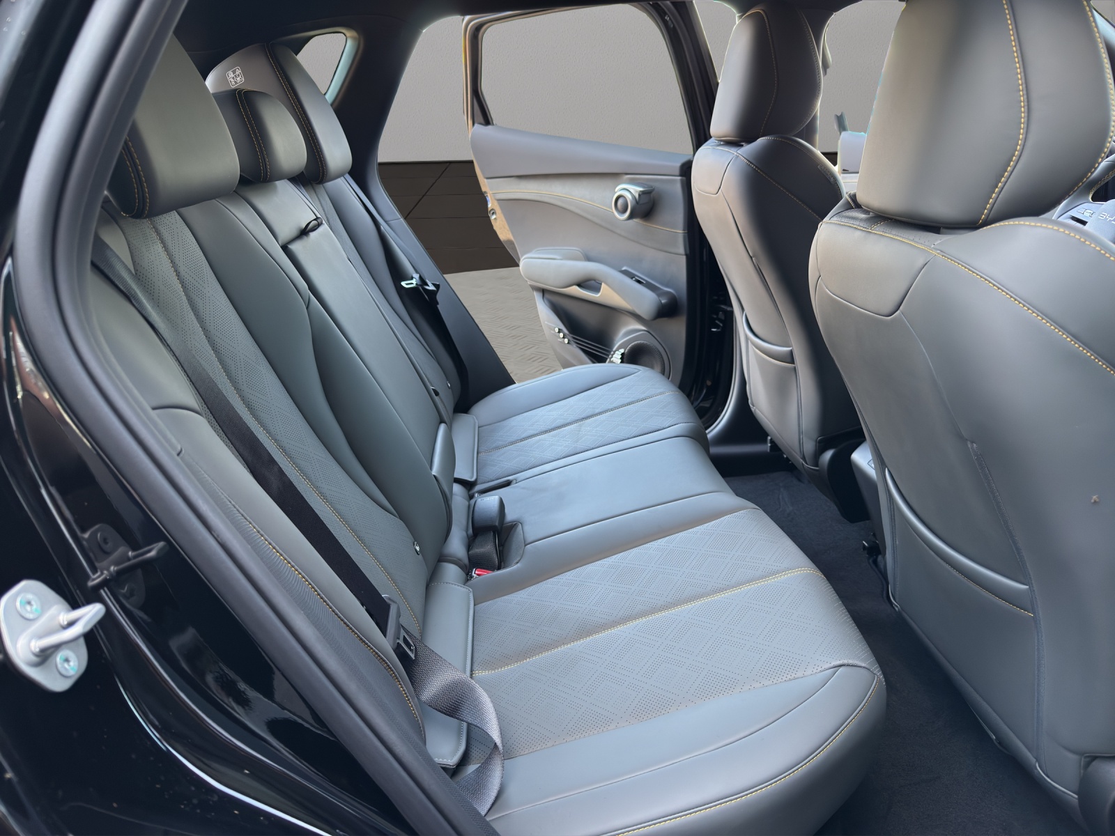 BYD Atto 3 EVO 74.8 kWh Excellence AWD-image-18