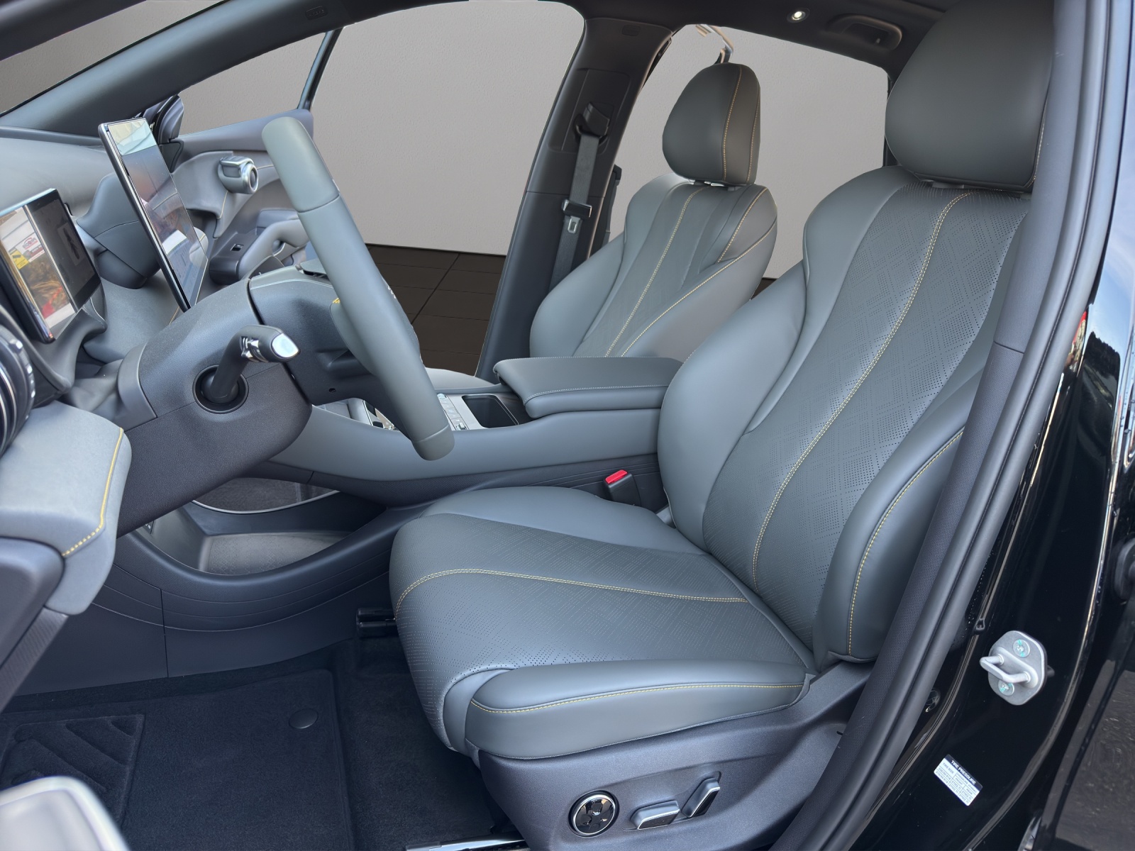 BYD Atto 3 EVO 74.8 kWh Excellence AWD-image-8
