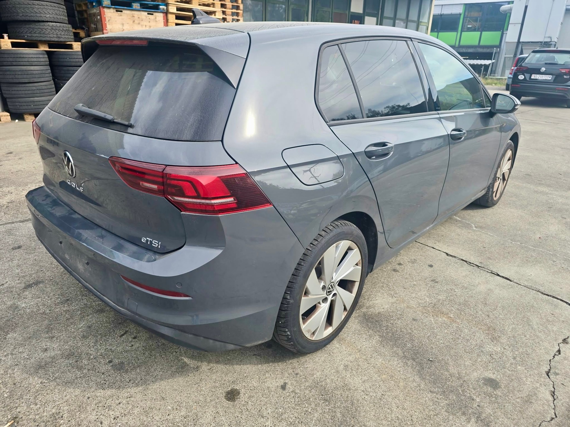 VW Golf 1.5 e TSI mHEV Life DSG-image-2