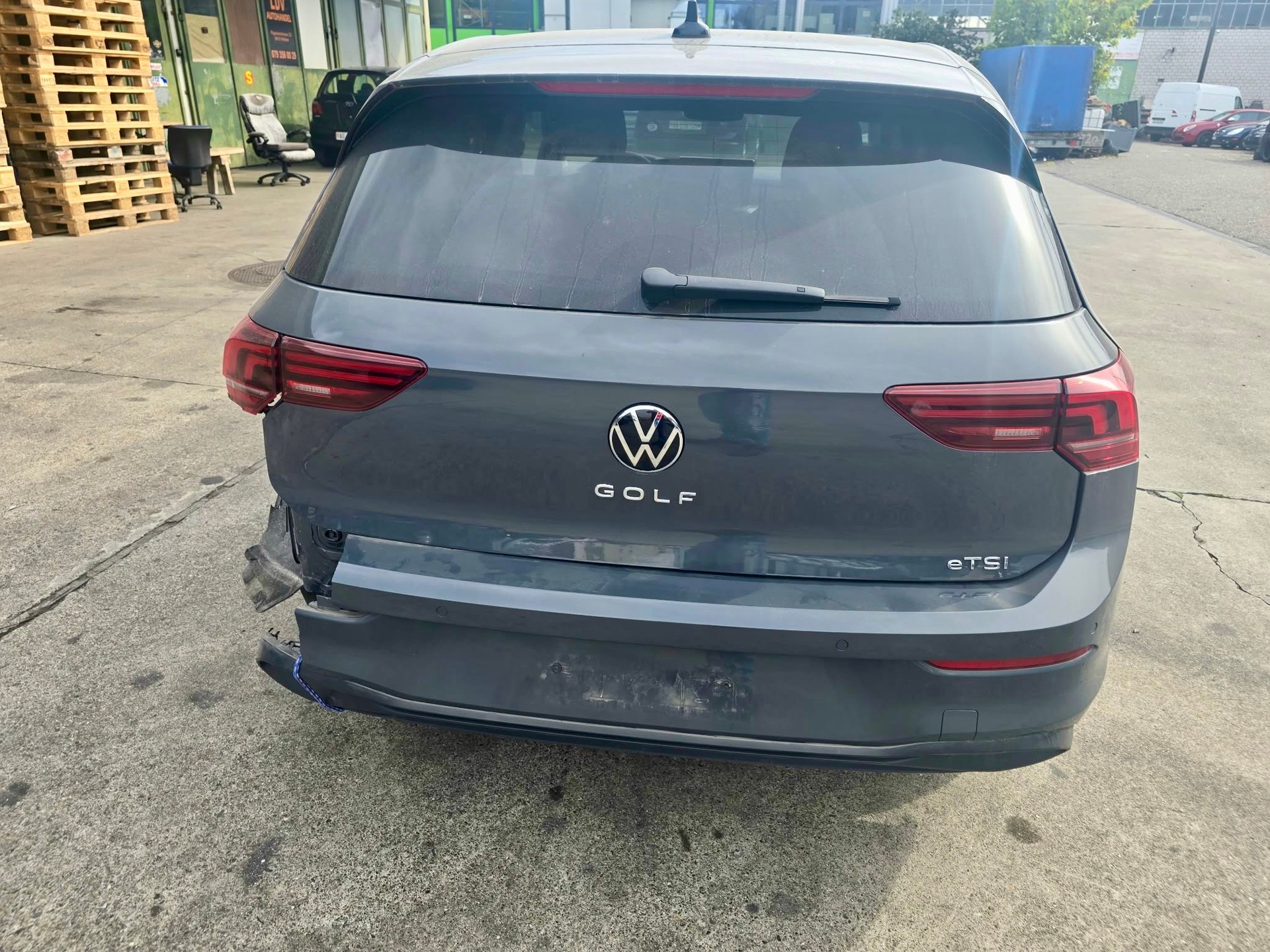 VW Golf 1.5 e TSI mHEV Life DSG-image-7